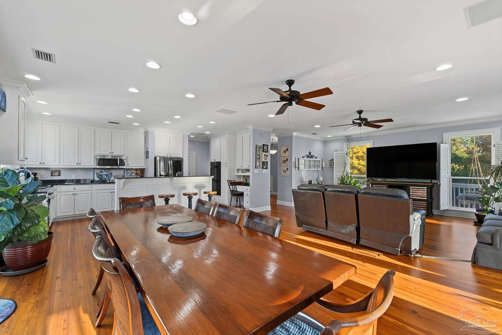 605 Chesapeake Dr