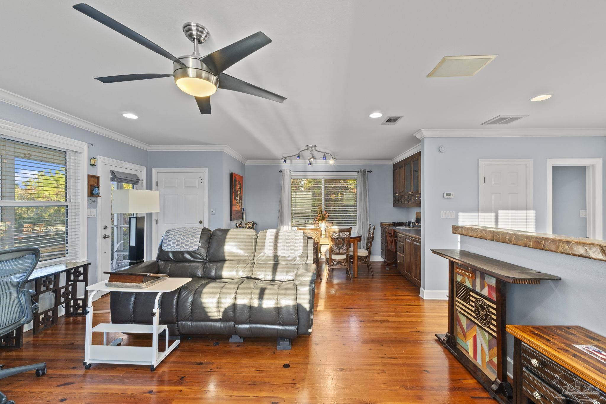 605 Chesapeake Dr