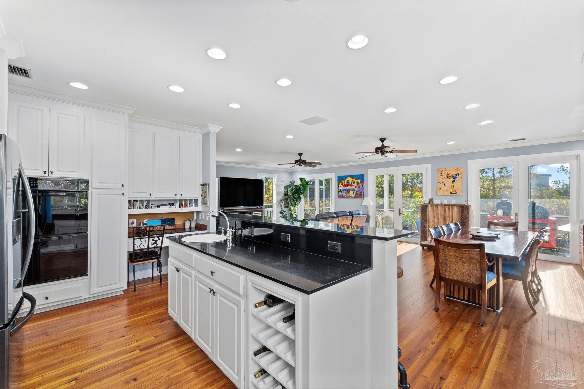 605 Chesapeake Dr