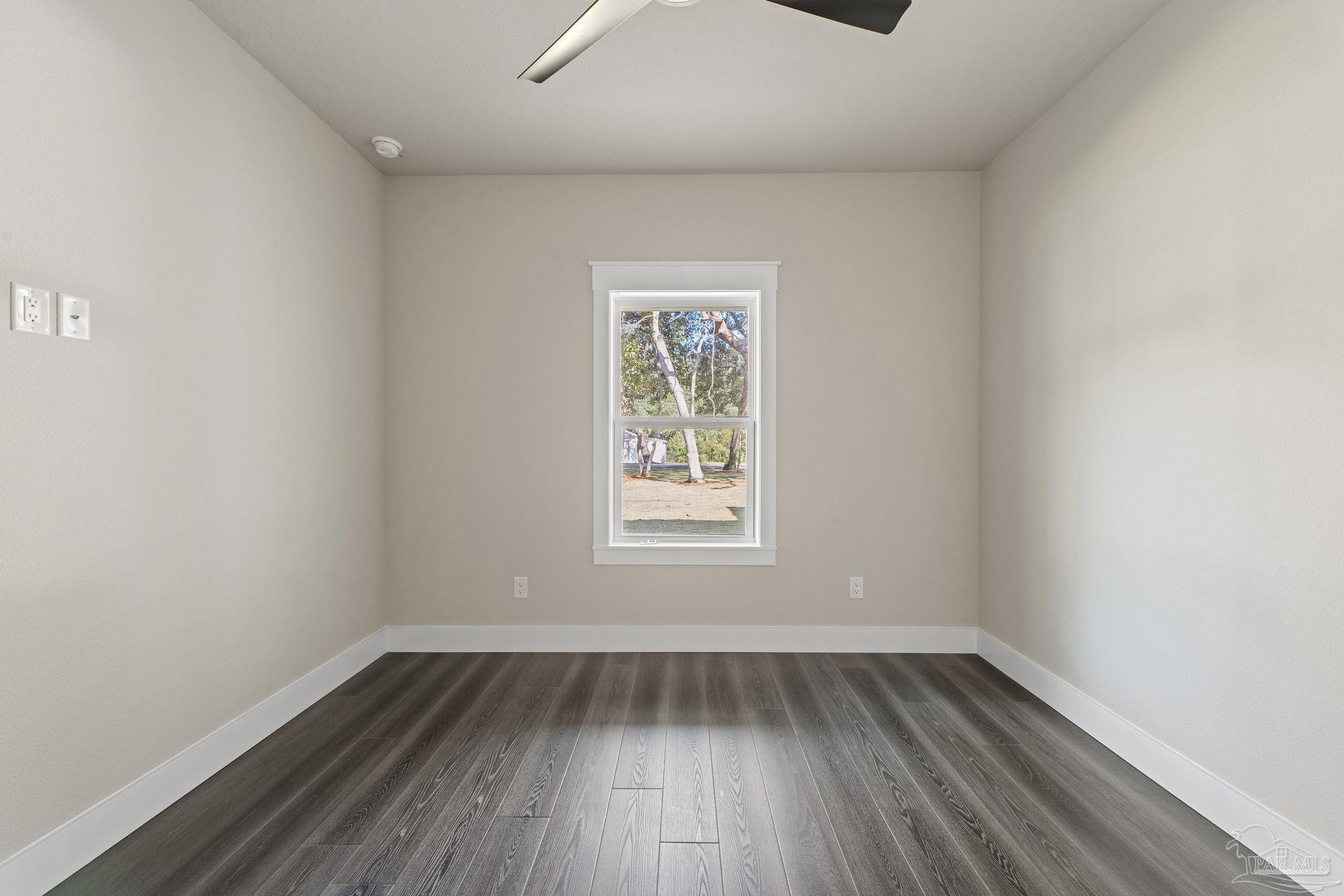 4623 Hickory Shores Blvd