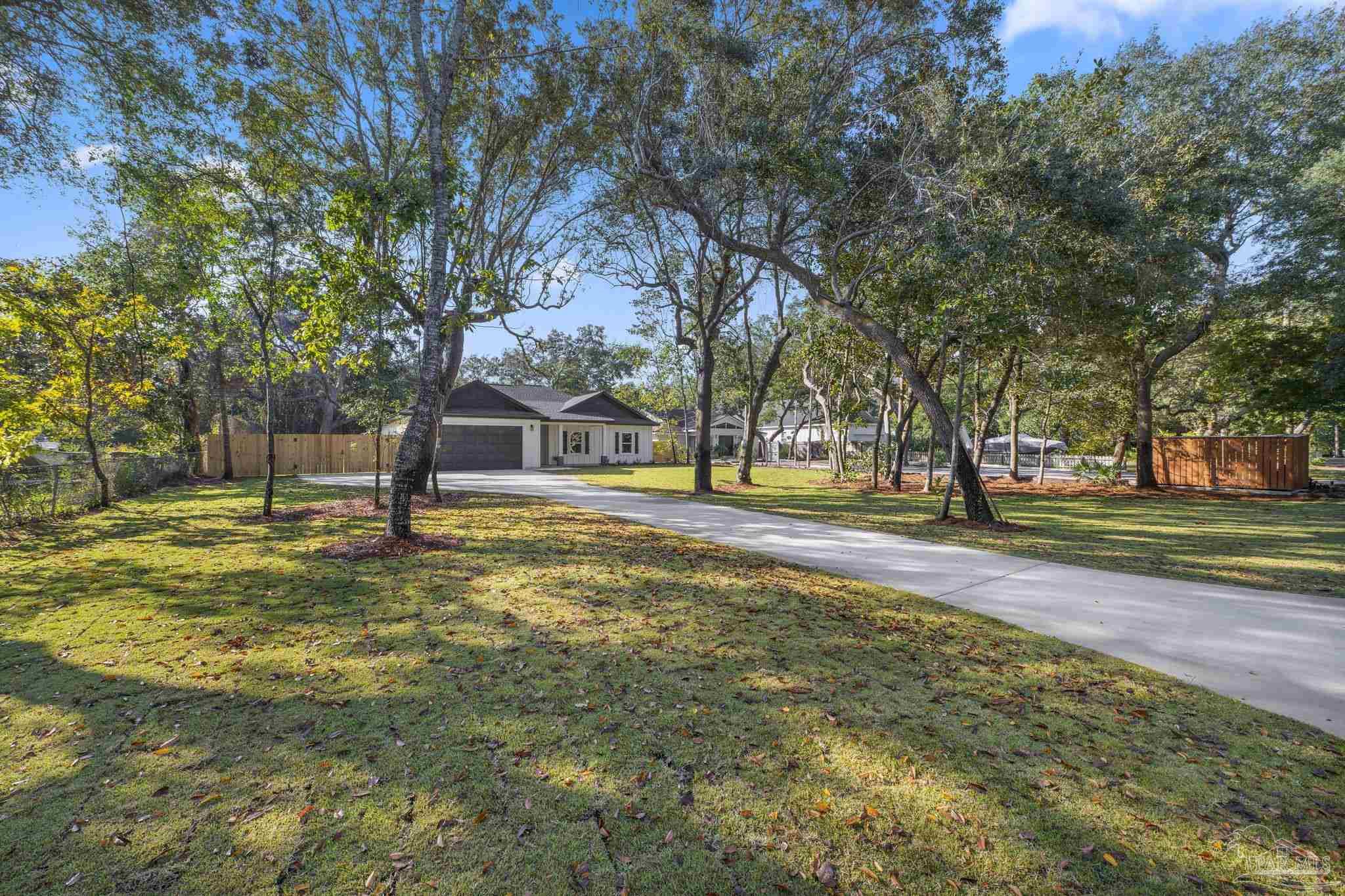 4623 Hickory Shores Blvd