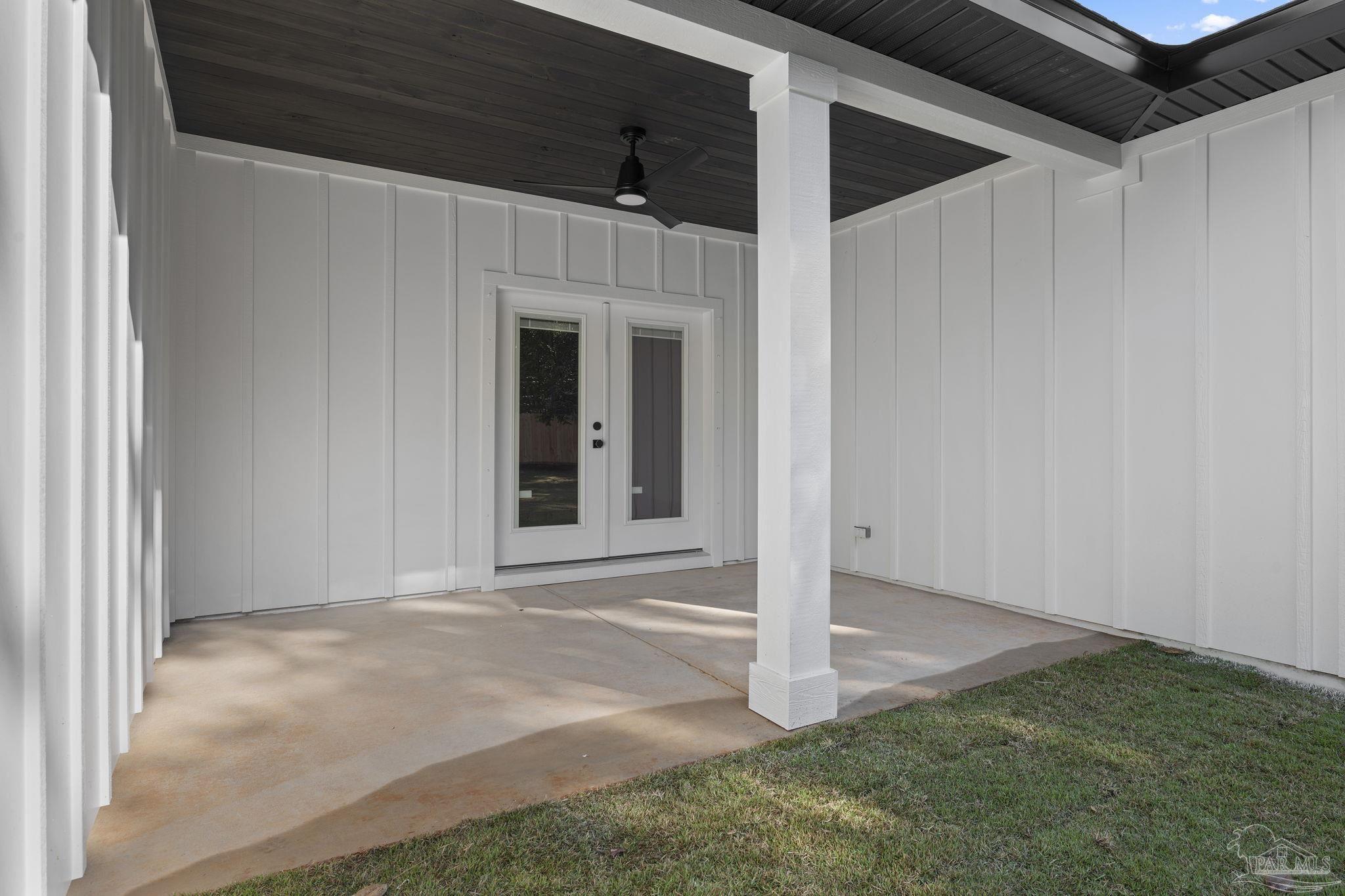 4623 Hickory Shores Blvd