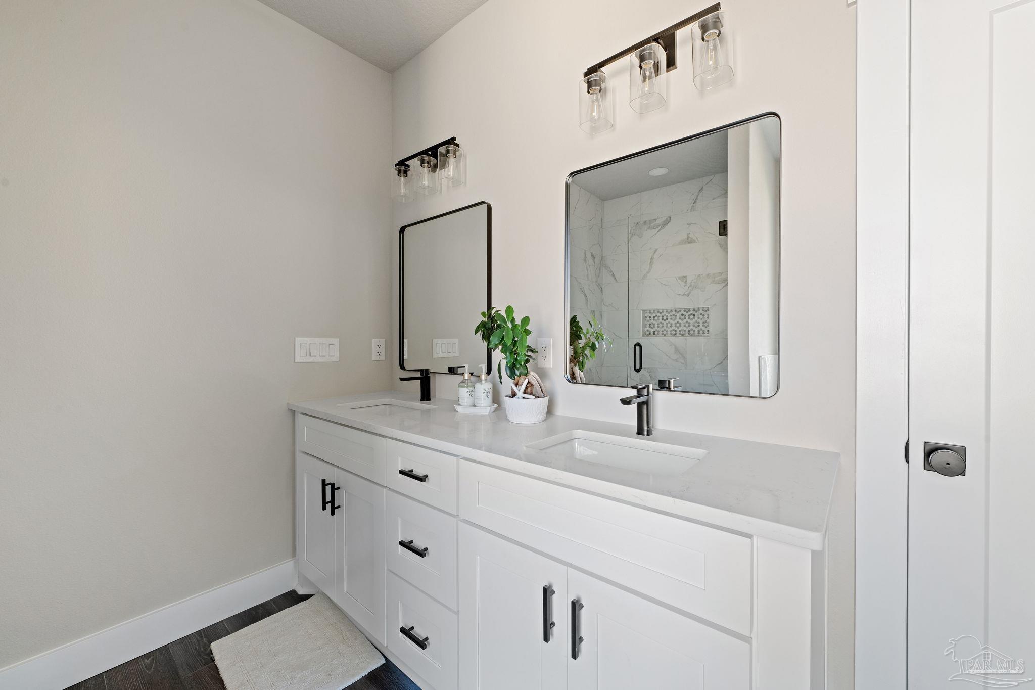 4623 Hickory Shores Blvd