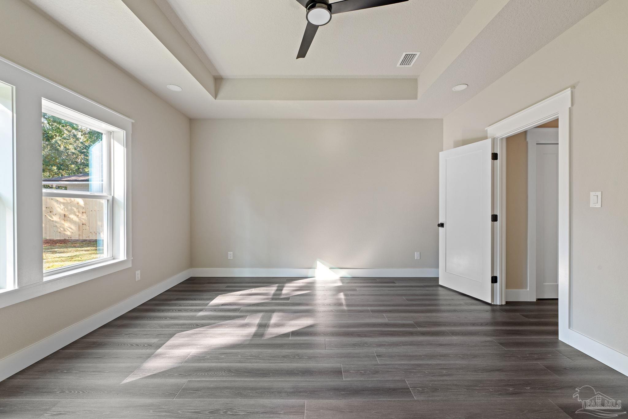 4623 Hickory Shores Blvd