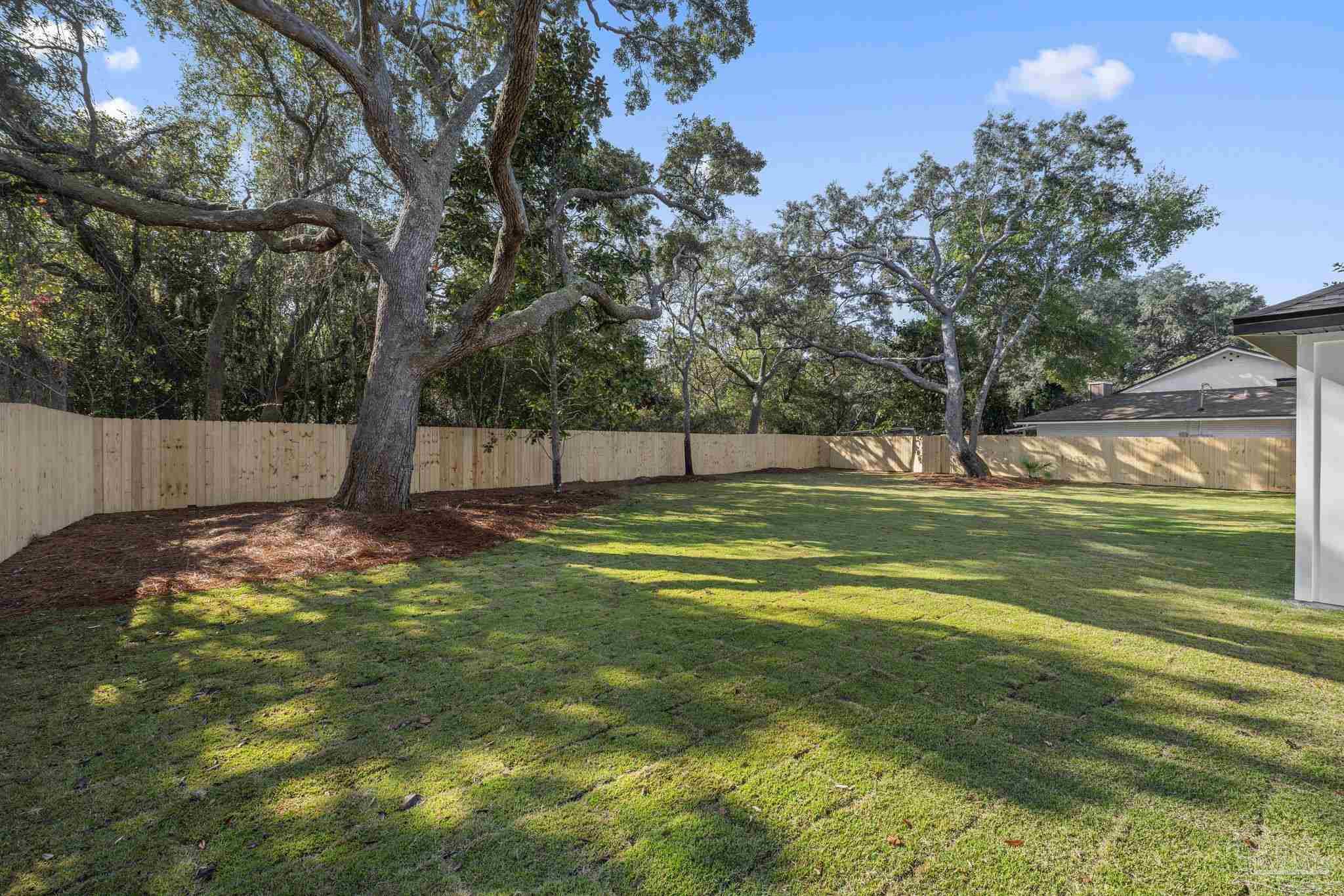 4623 Hickory Shores Blvd