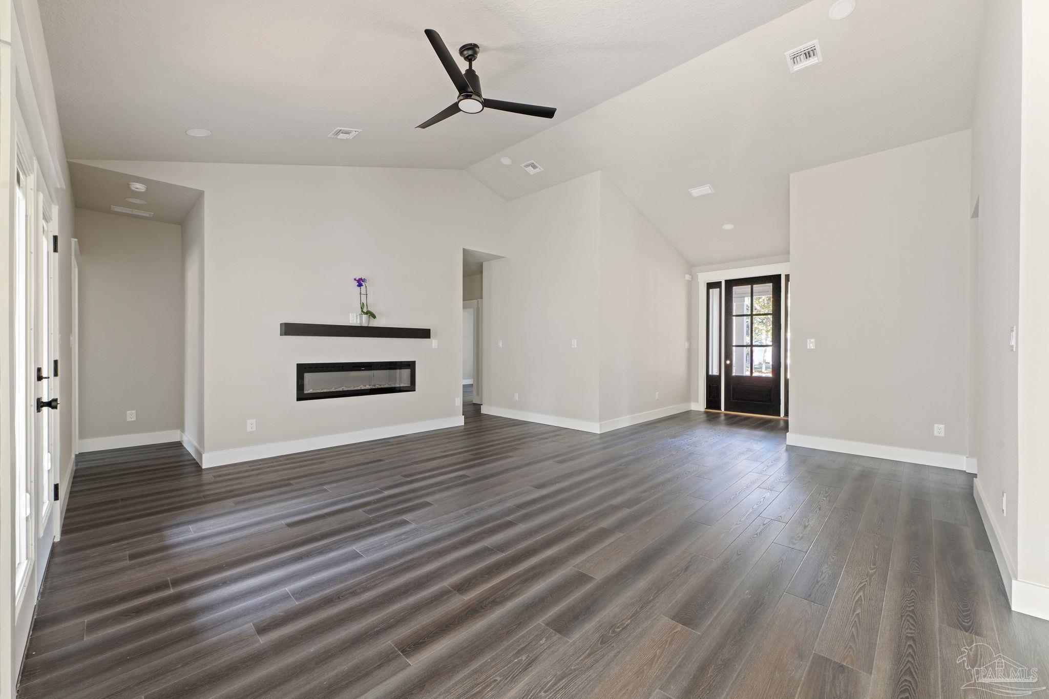 4623 Hickory Shores Blvd