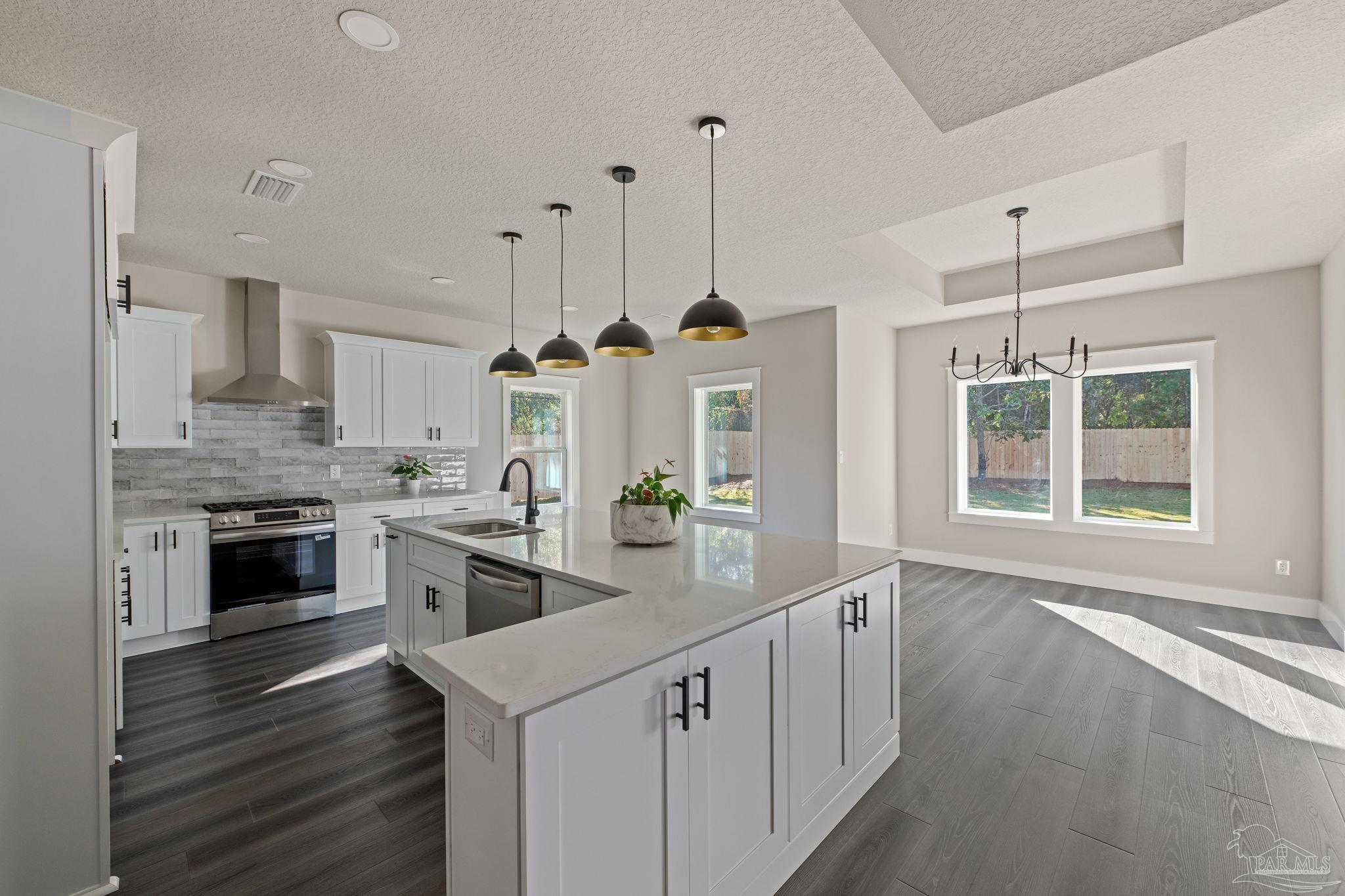 4623 Hickory Shores Blvd