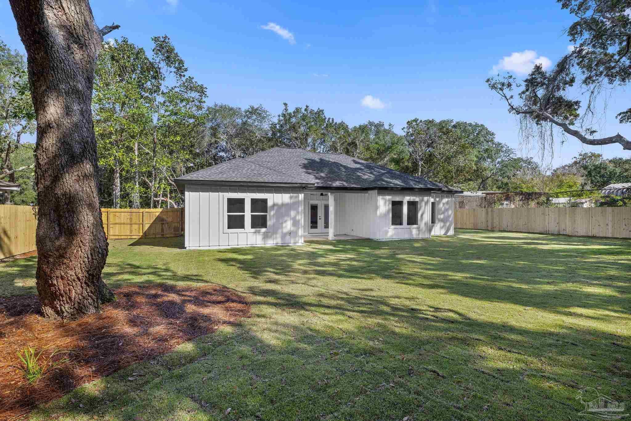 4623 Hickory Shores Blvd