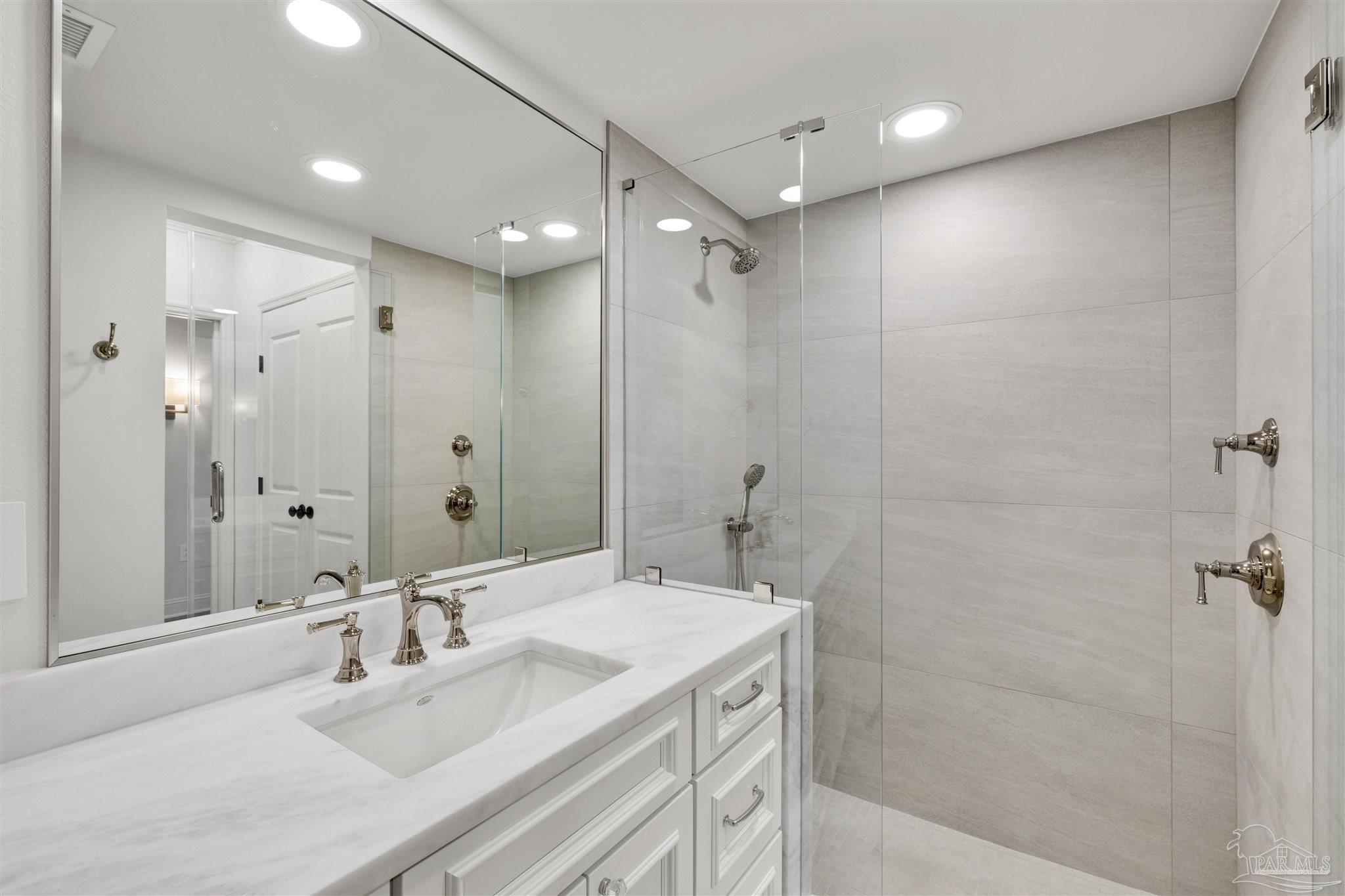 1 Portofino Dr # 507