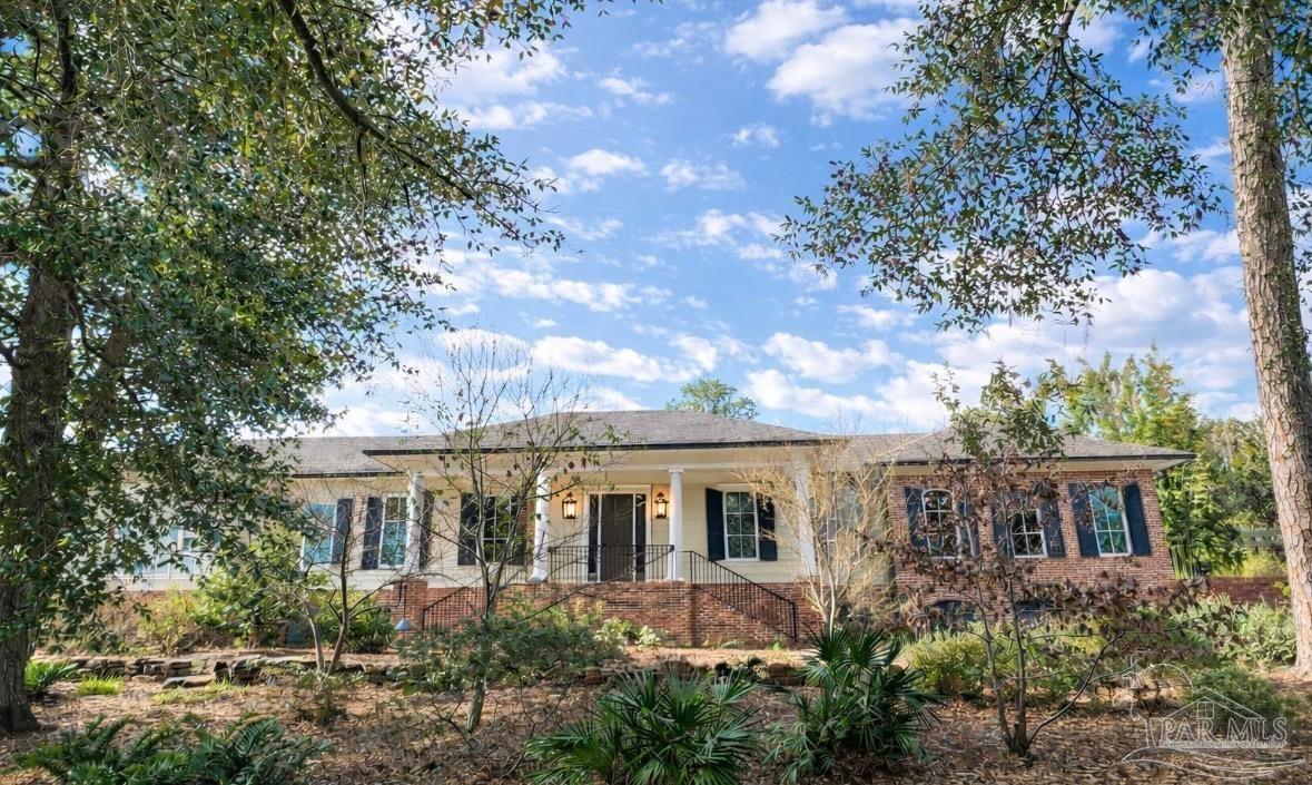 2701 Blackshear Ave