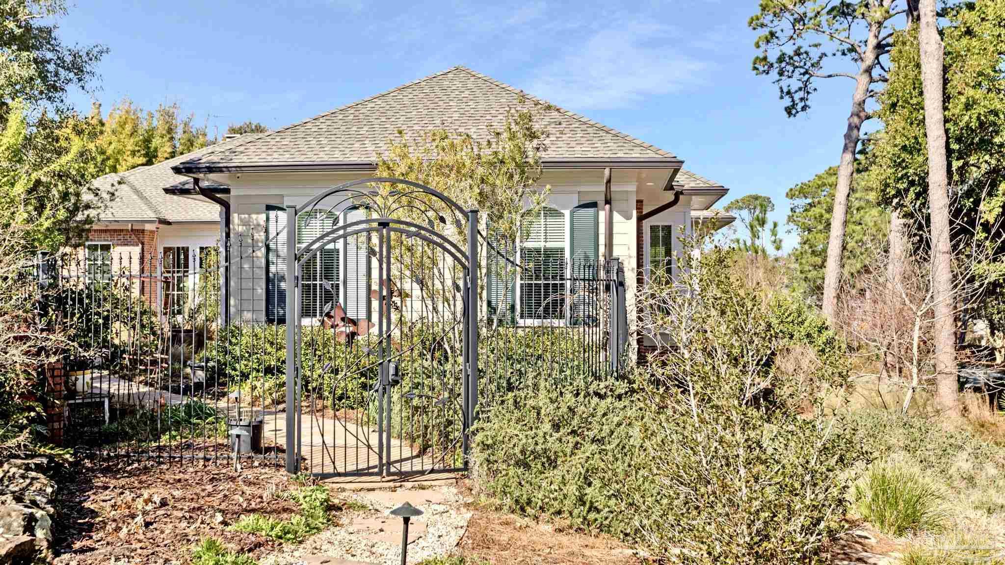 2701 Blackshear Ave
