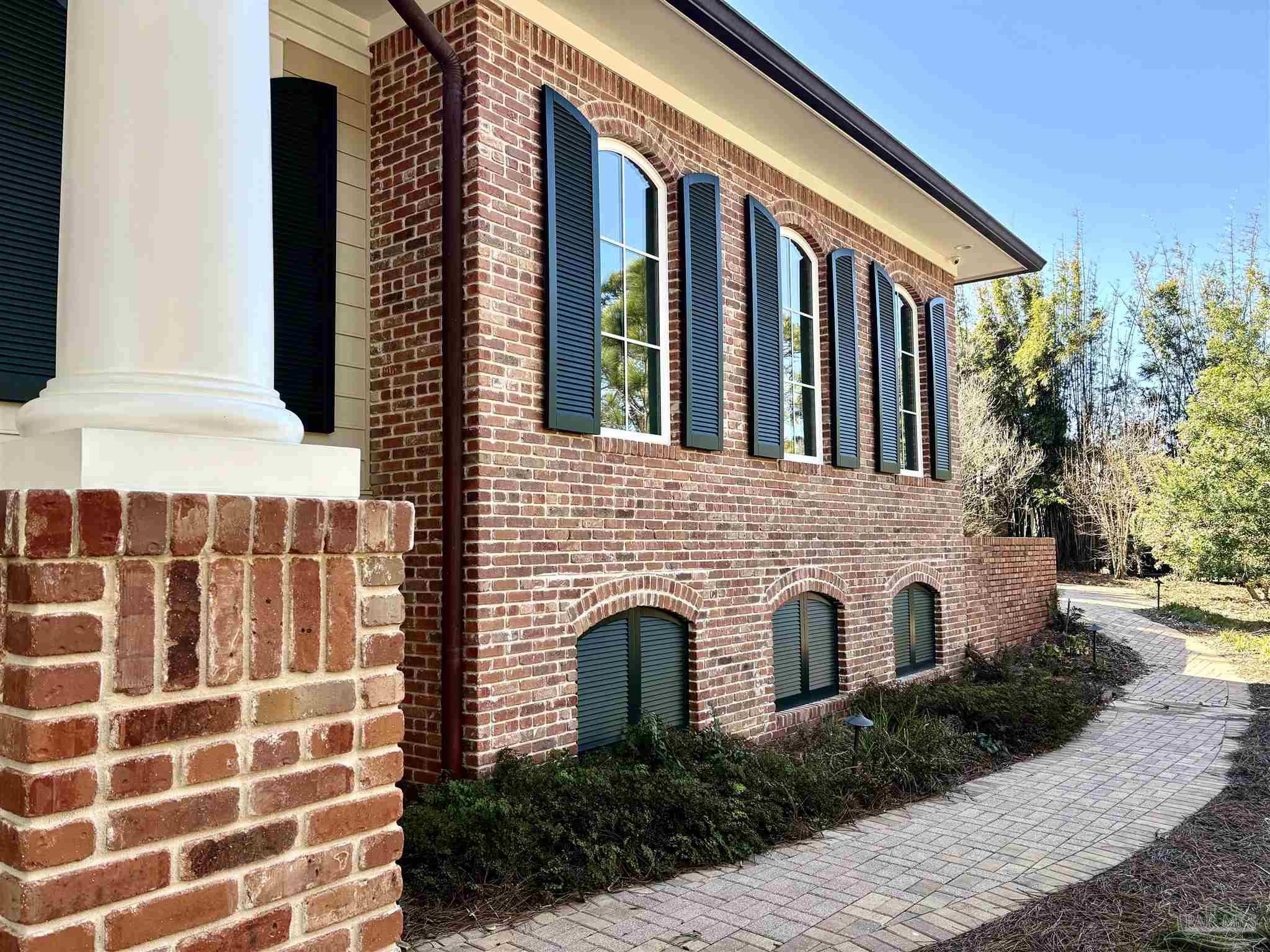 2701 Blackshear Ave