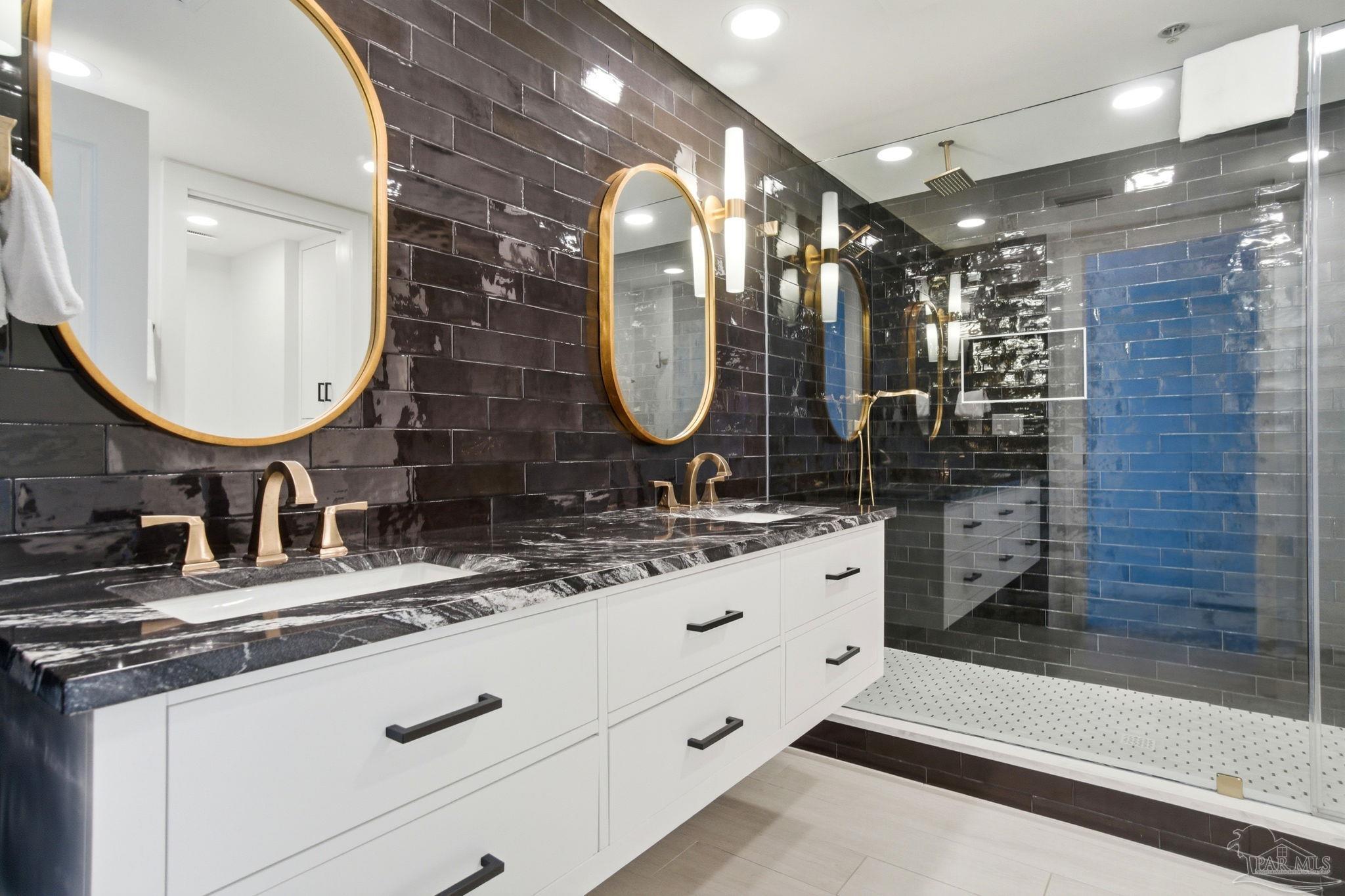 1 Portofino Dr # 904