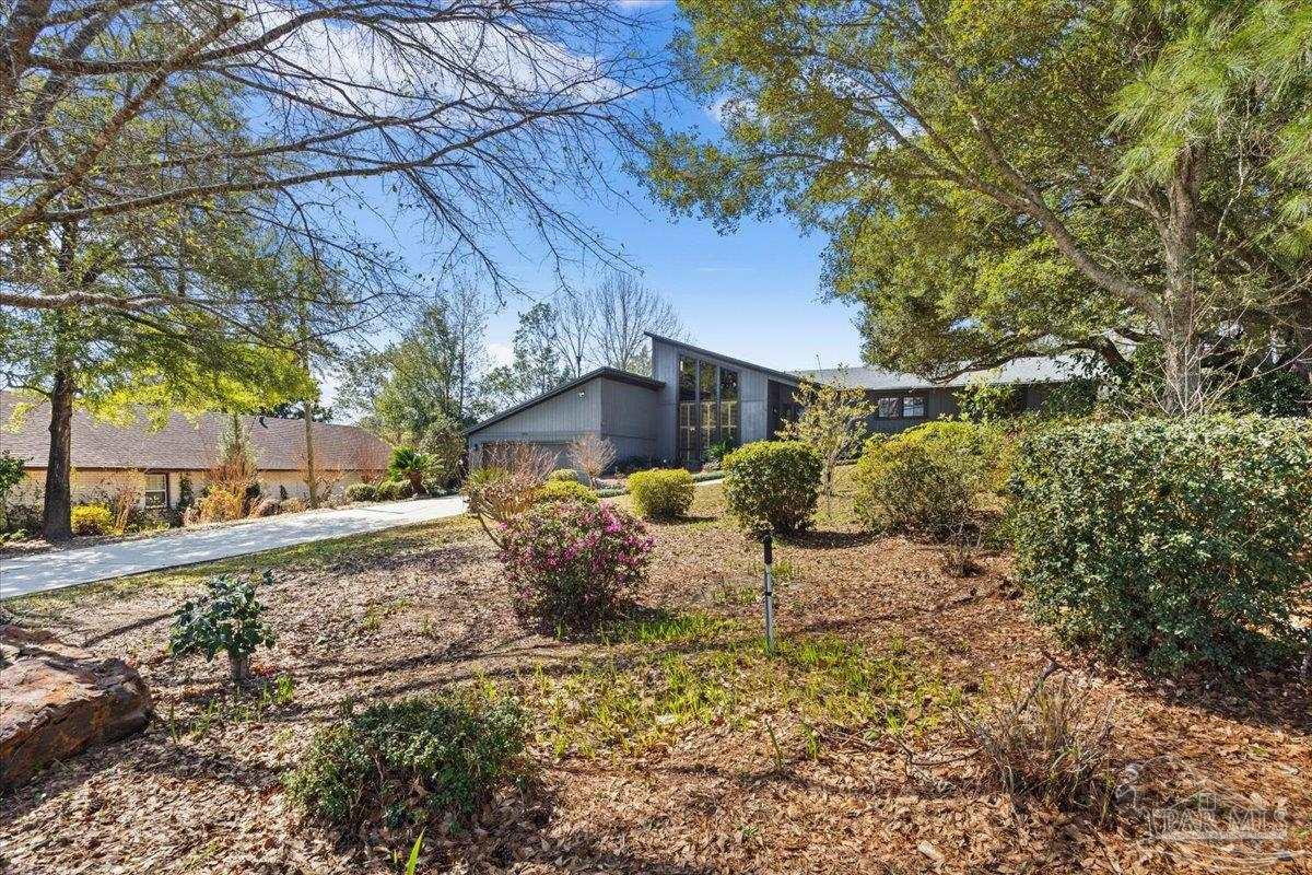 8871 Scenic Hills Dr