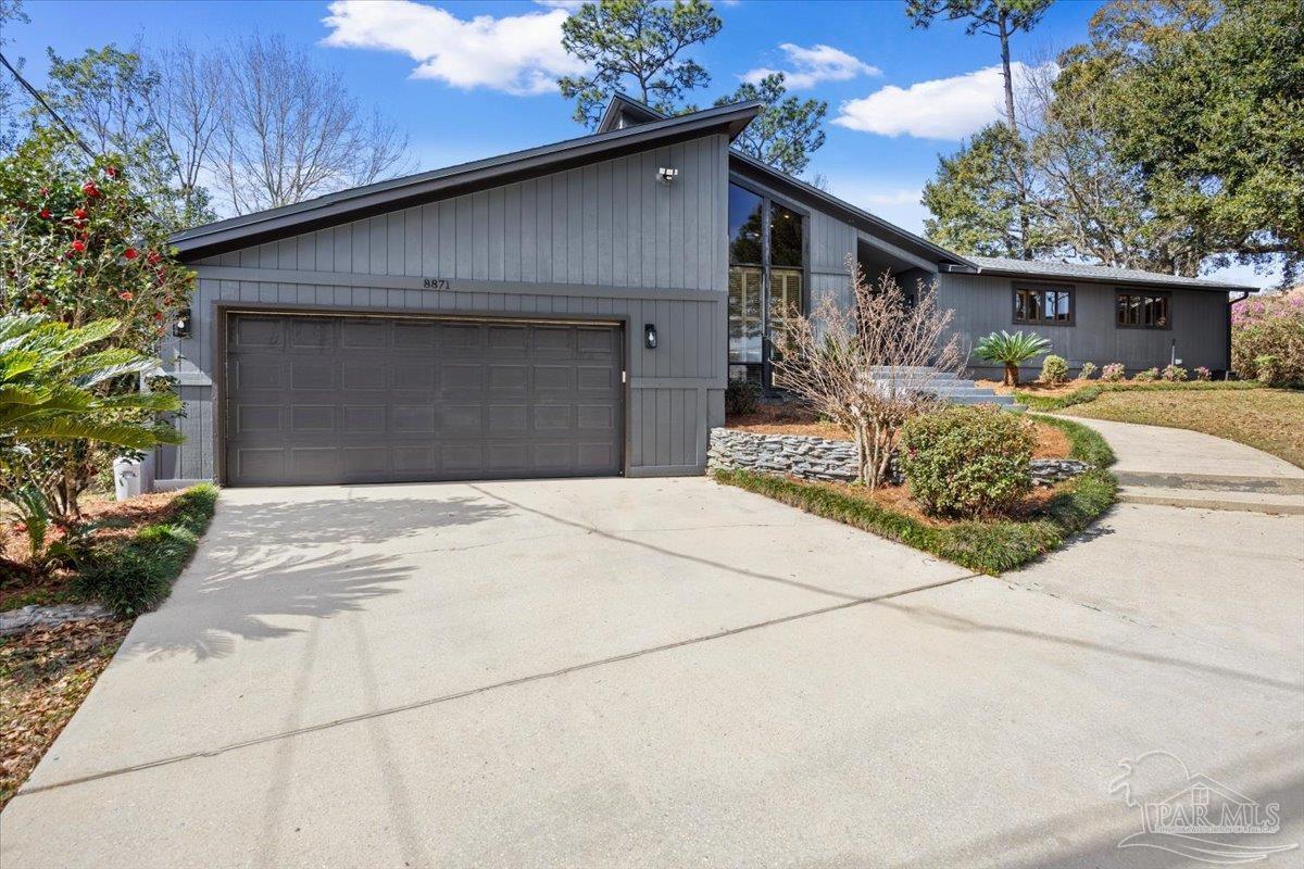 8871 Scenic Hills Dr