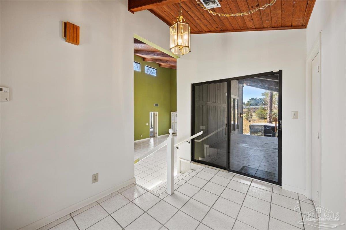 8871 Scenic Hills Dr