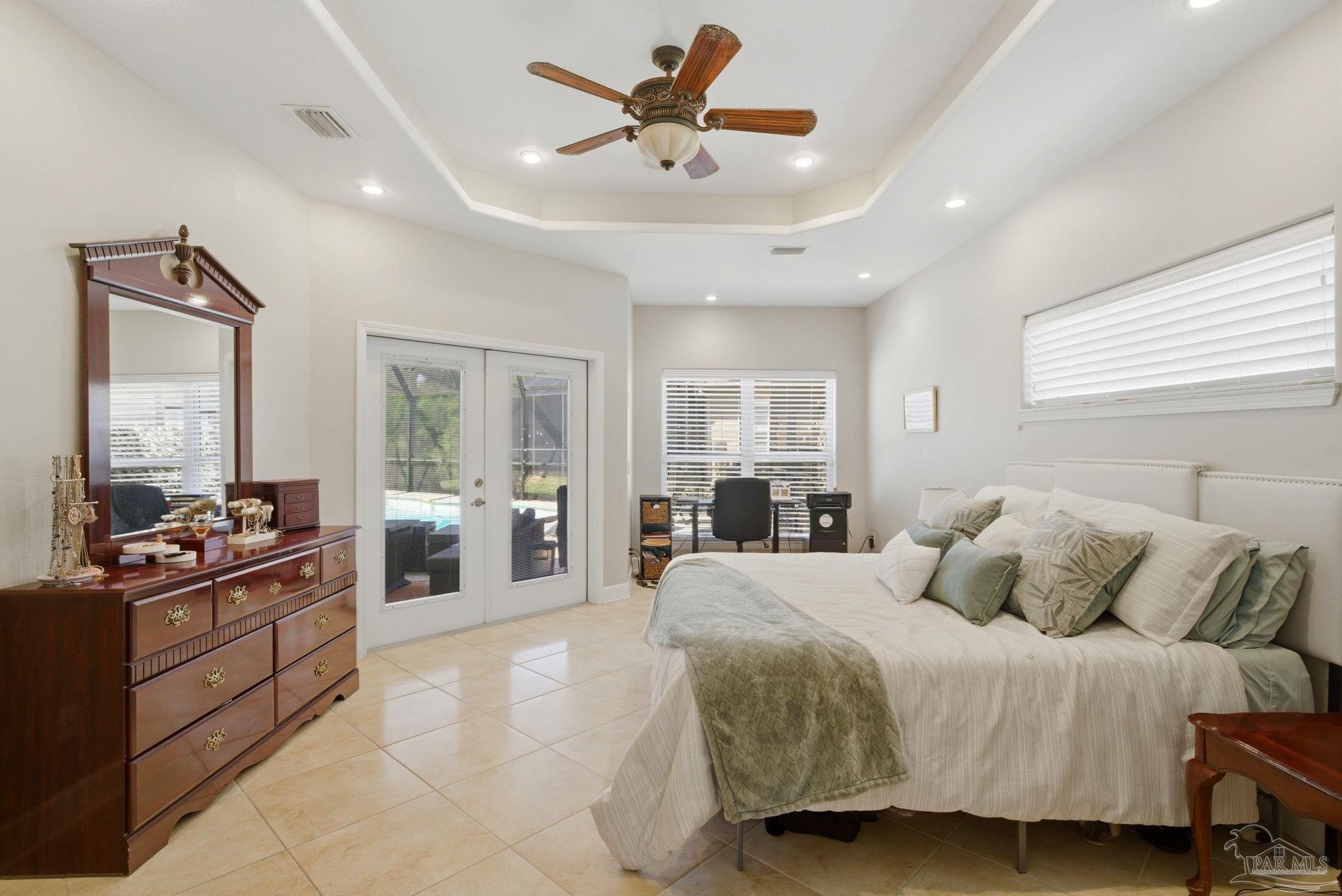 1621 Smugglers Cove Cir