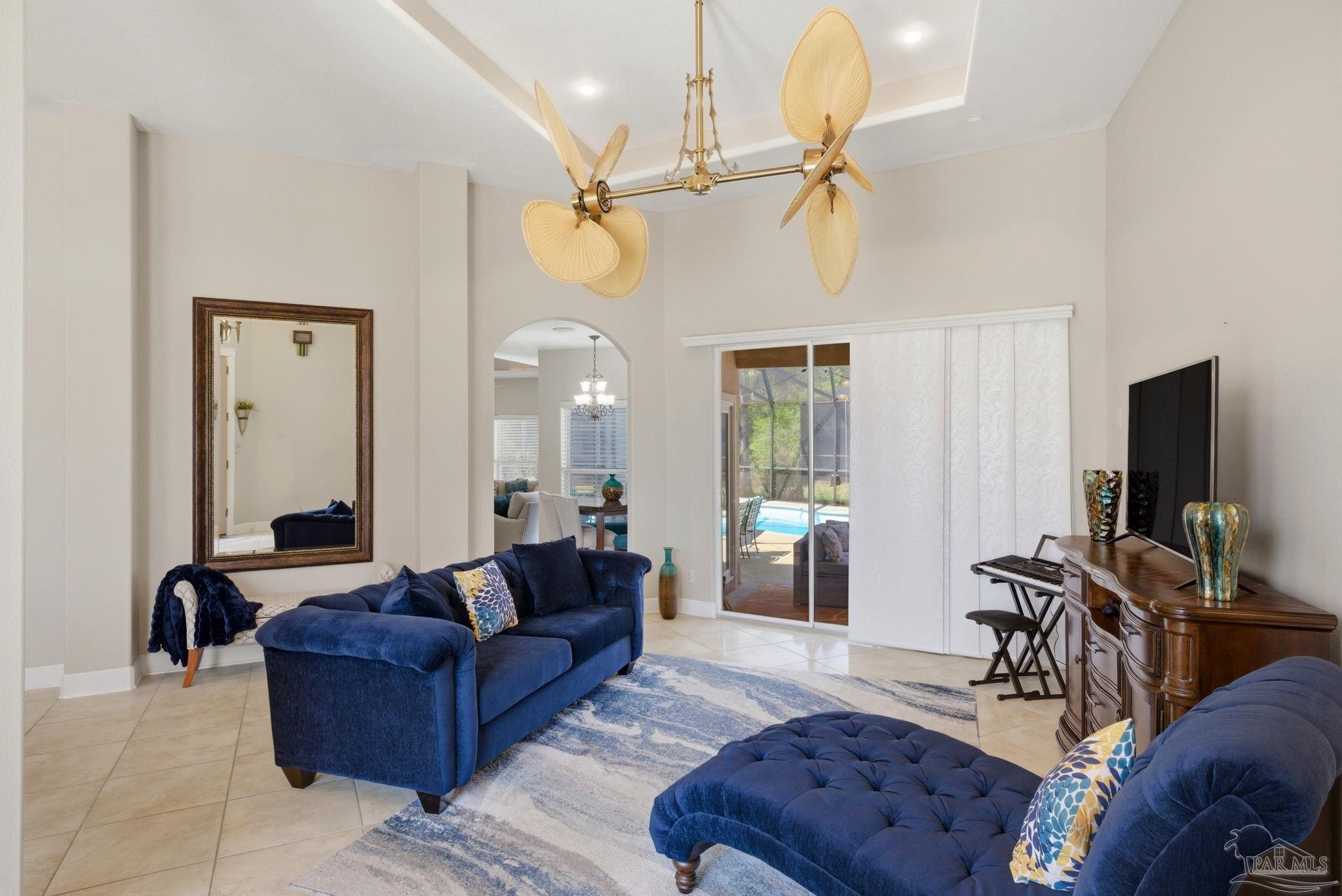 1621 Smugglers Cove Cir