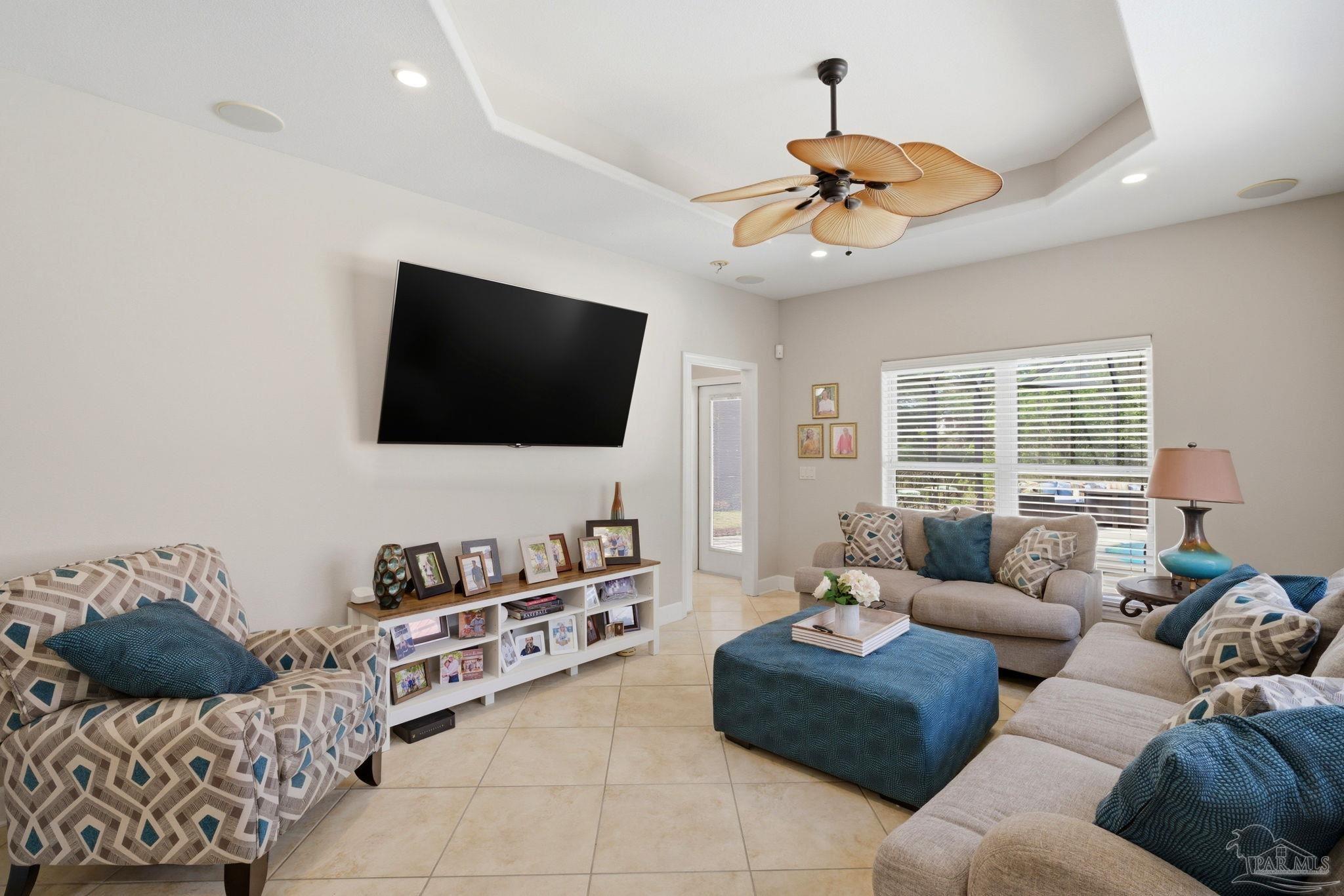 1621 Smugglers Cove Cir