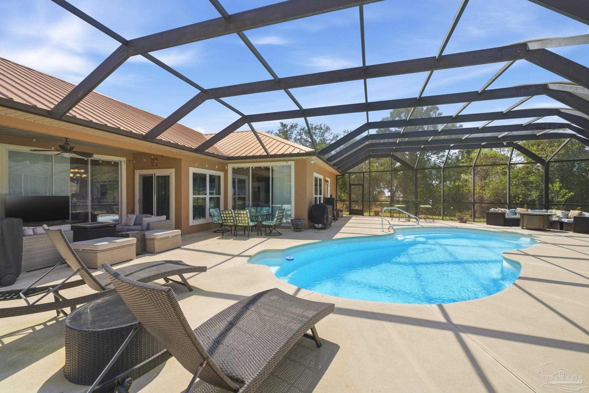 1621 Smugglers Cove Cir