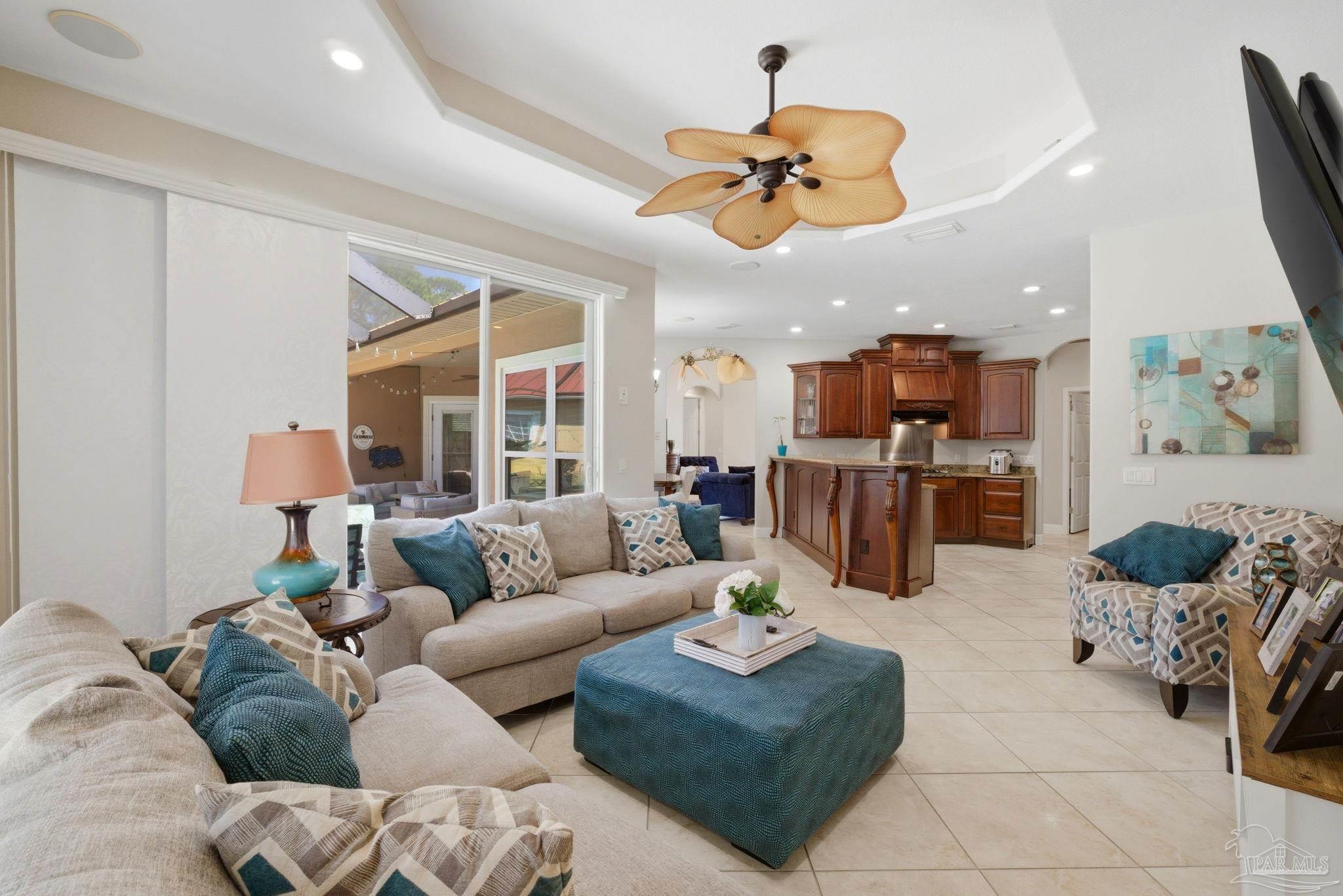 1621 Smugglers Cove Cir