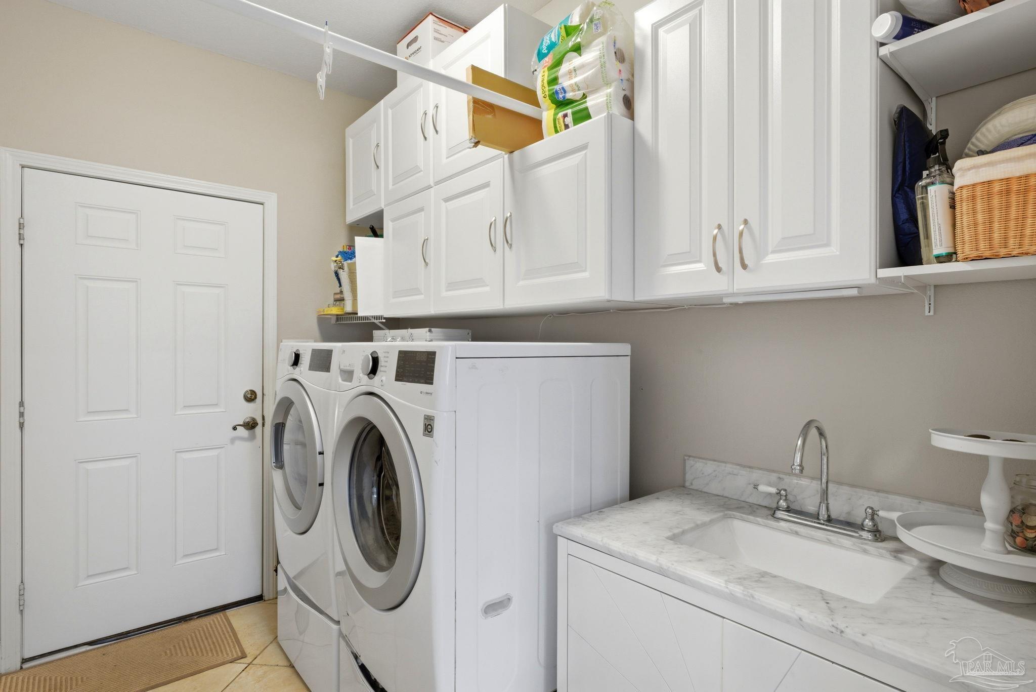 1621 Smugglers Cove Cir