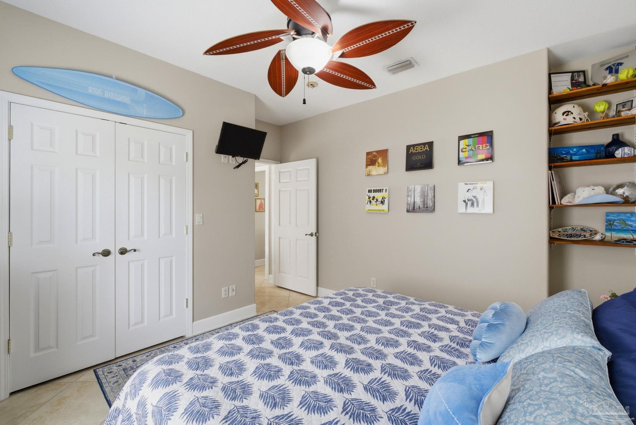 1621 Smugglers Cove Cir