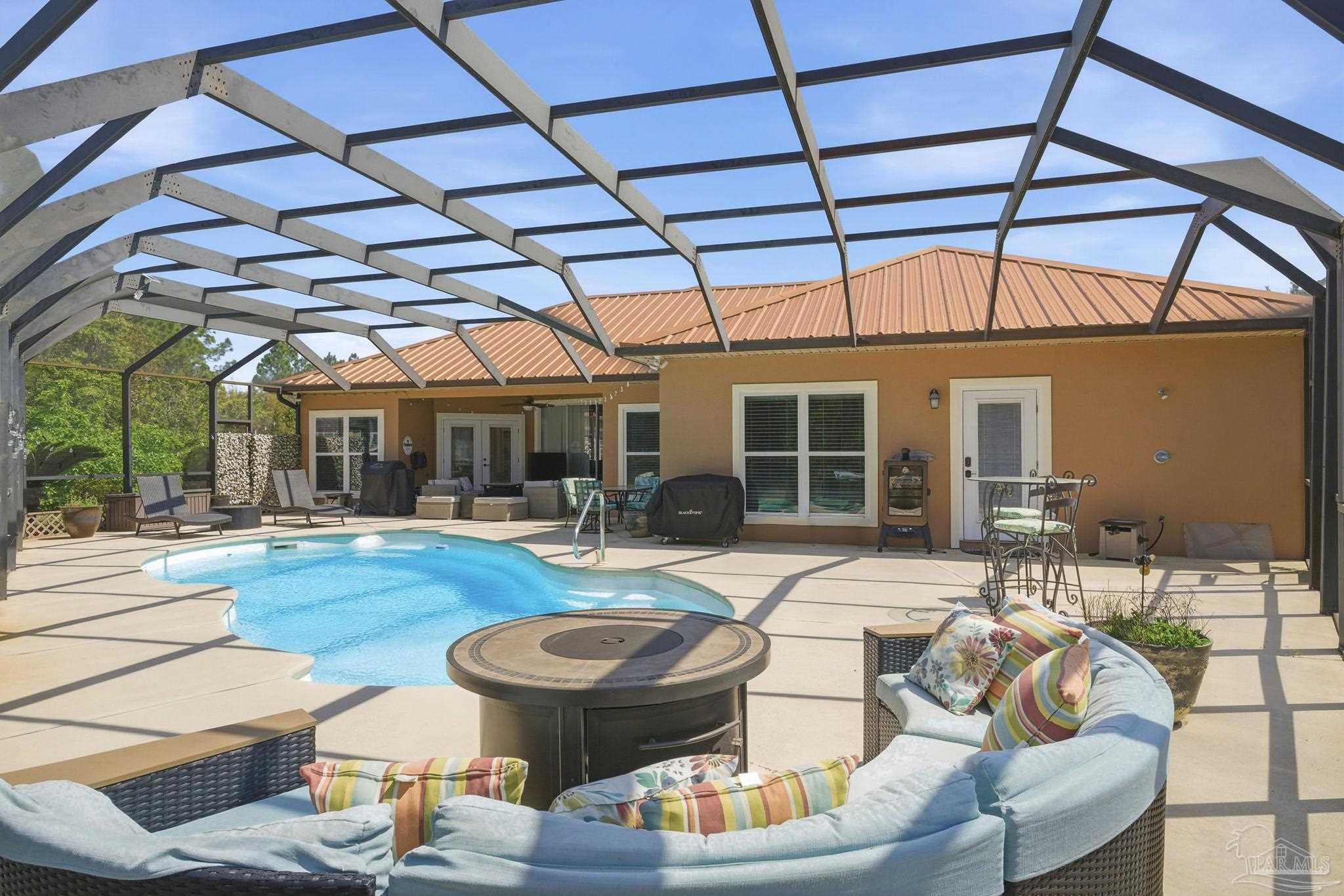 1621 Smugglers Cove Cir