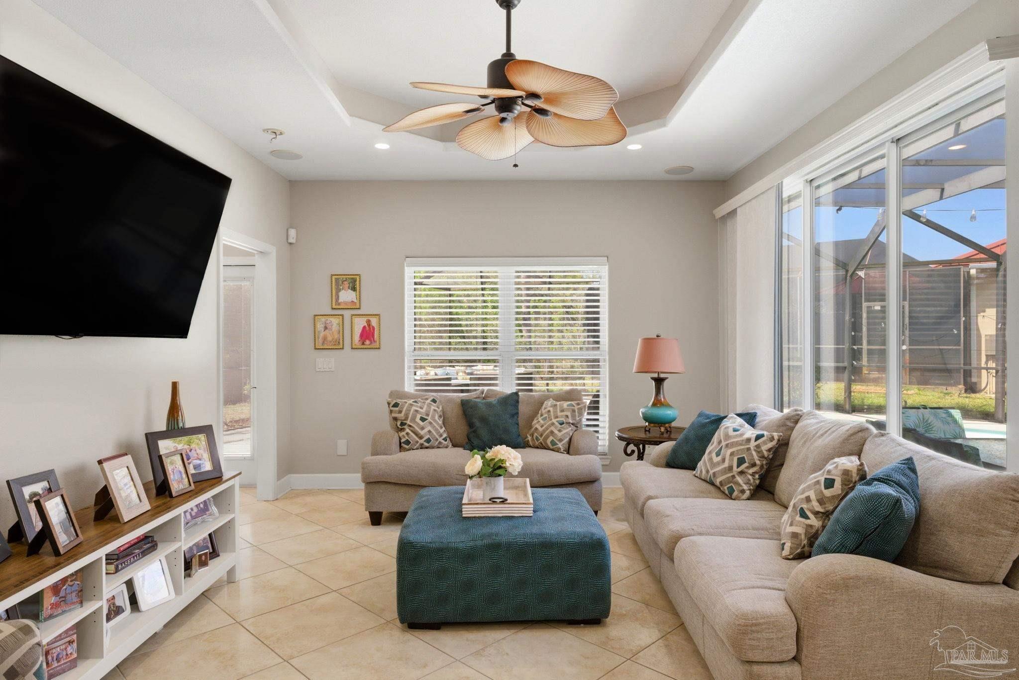 1621 Smugglers Cove Cir