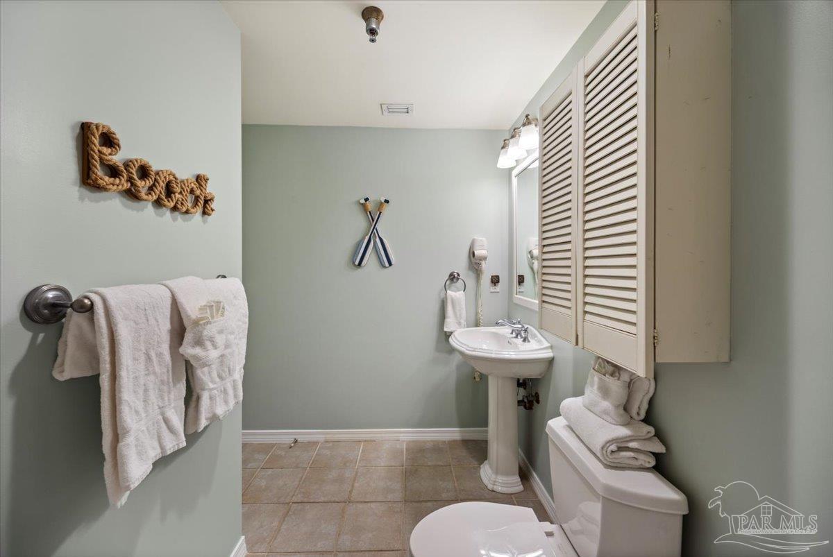 22 Via Deluna Dr # 304