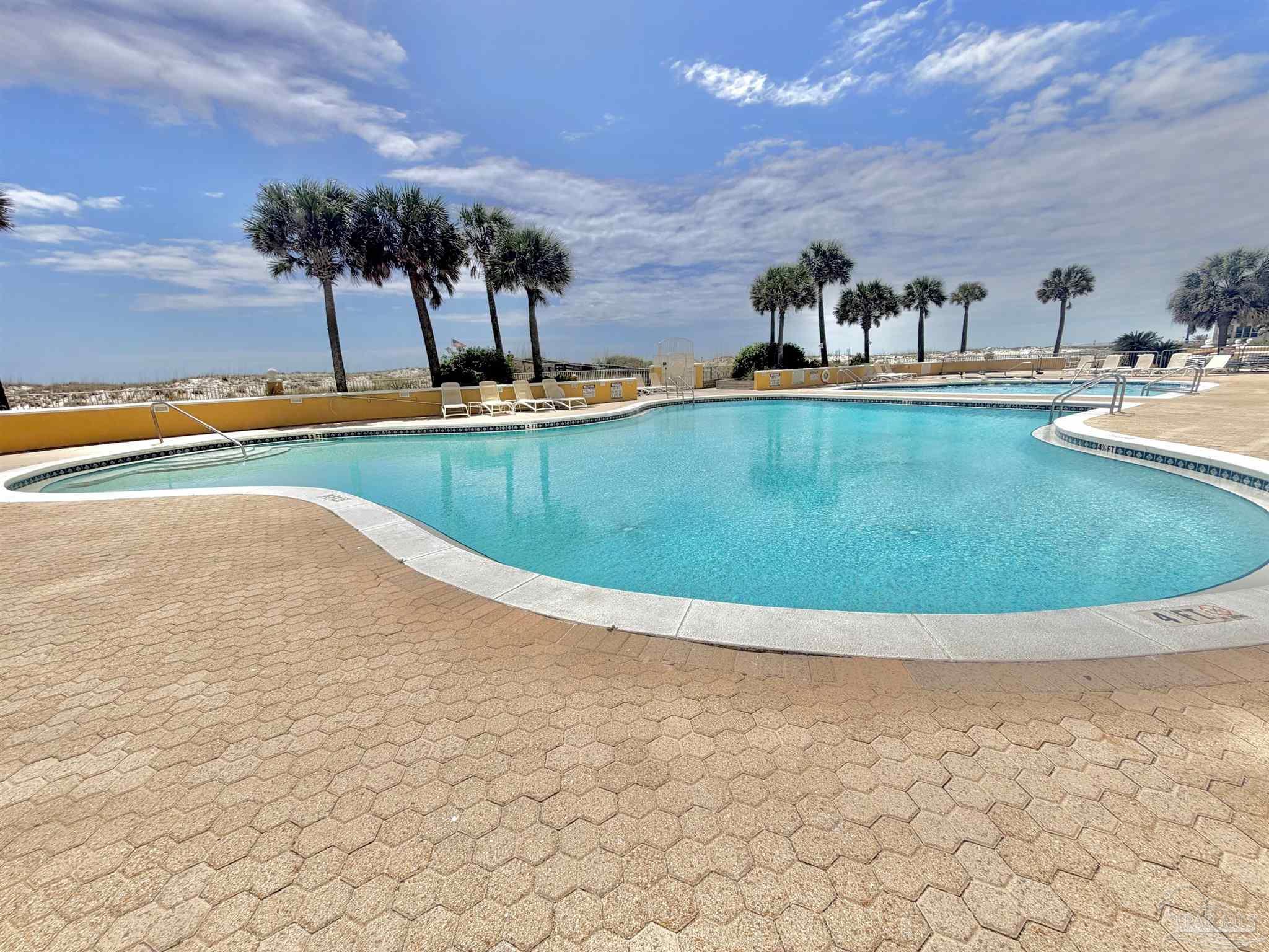 22 Via Deluna Dr # 304