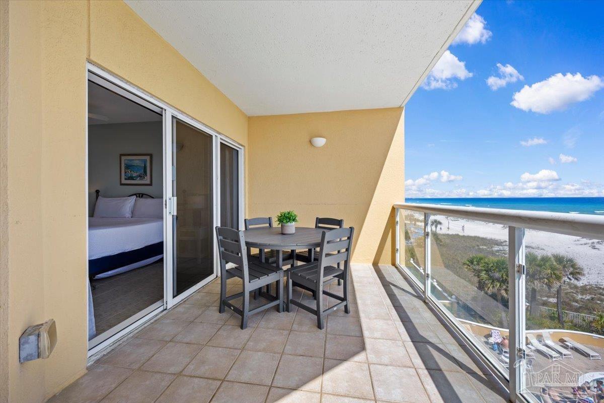 22 Via Deluna Dr # 304