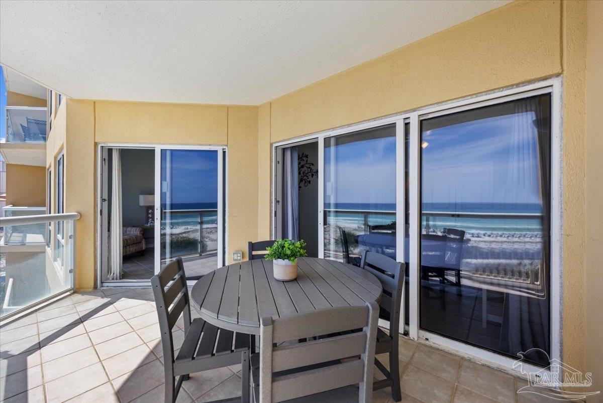 22 Via Deluna Dr # 304