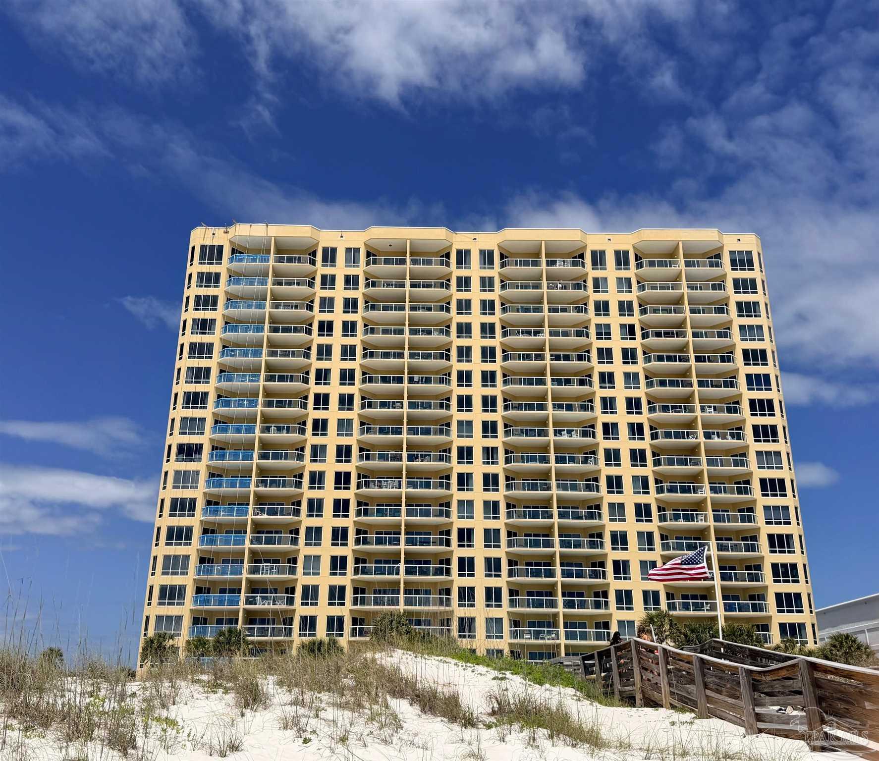 22 Via Deluna Dr # 304