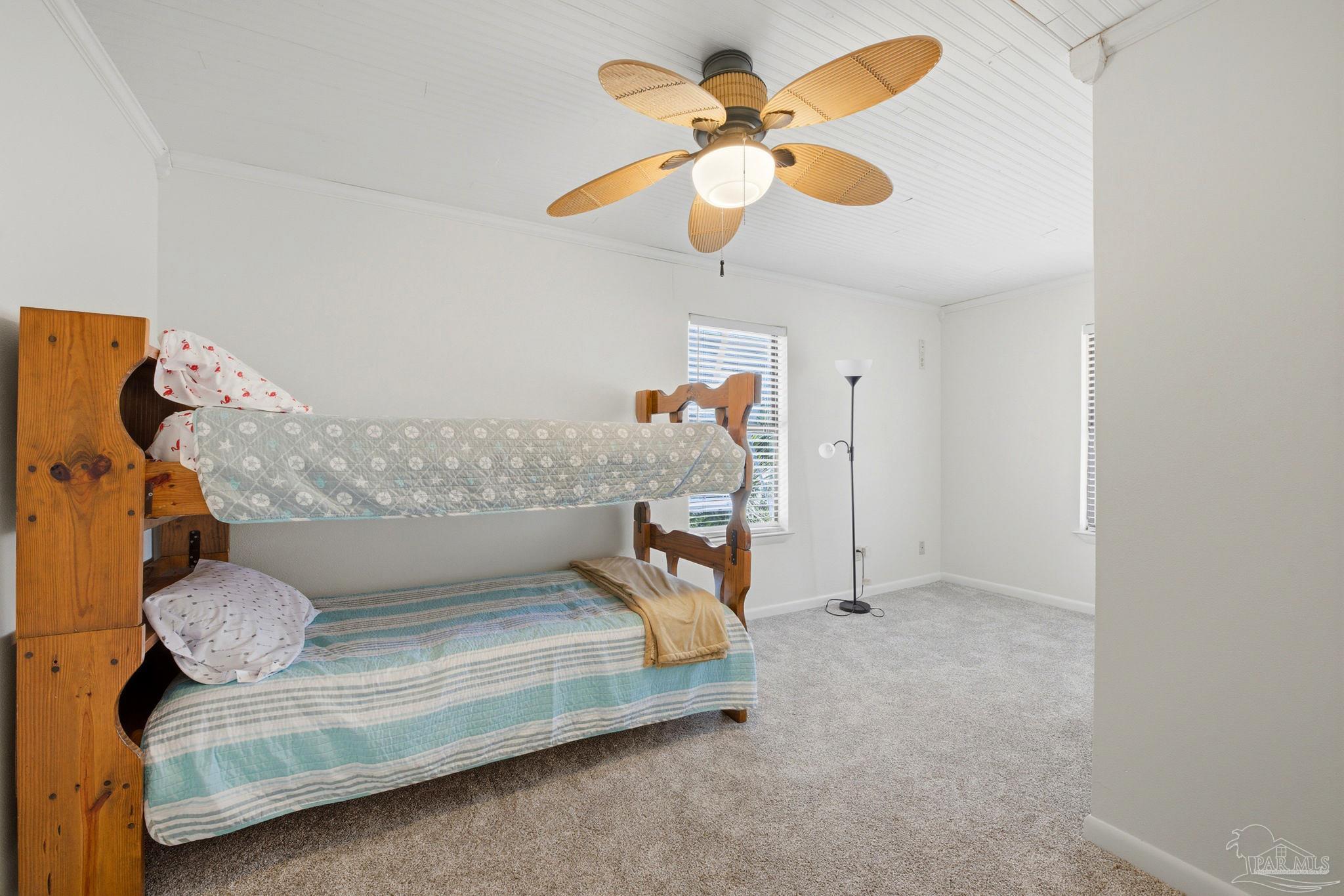 1202 Via Deluna Dr
