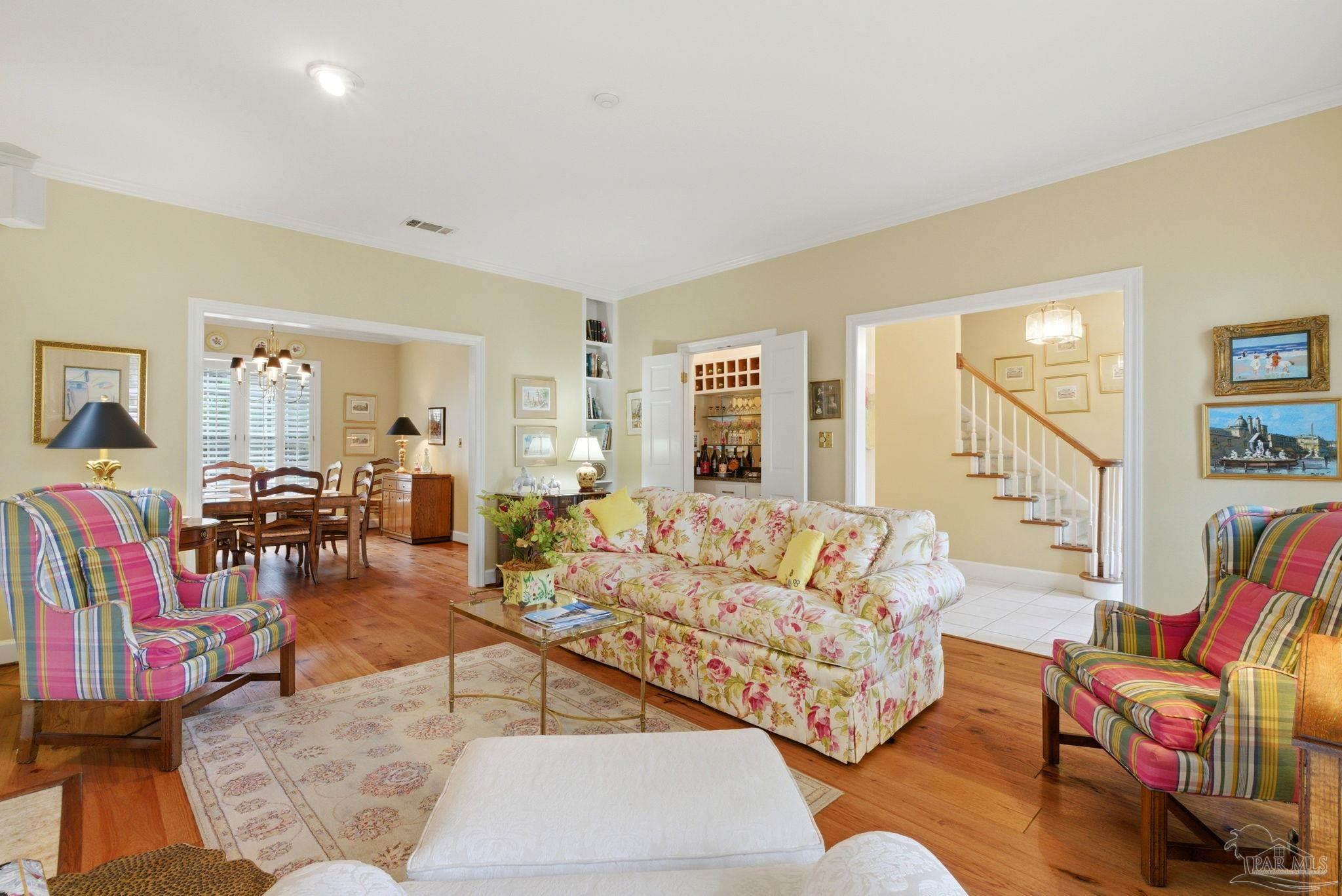 700 Bay Cliffs Rd