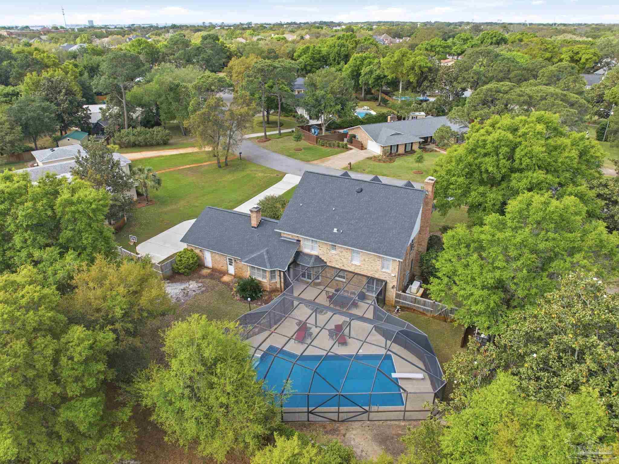 700 Bay Cliffs Rd