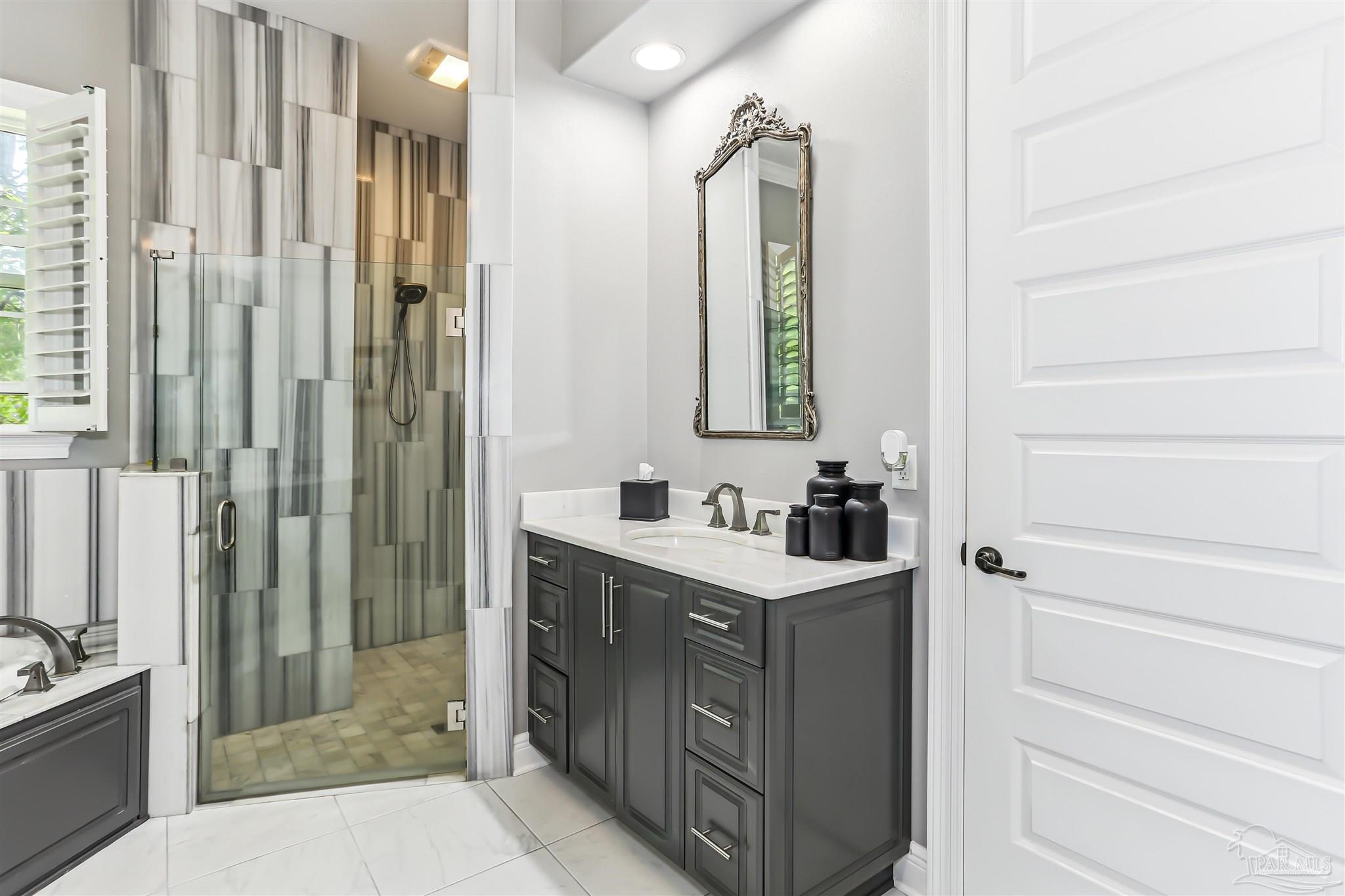 8658 Foxtail Loop