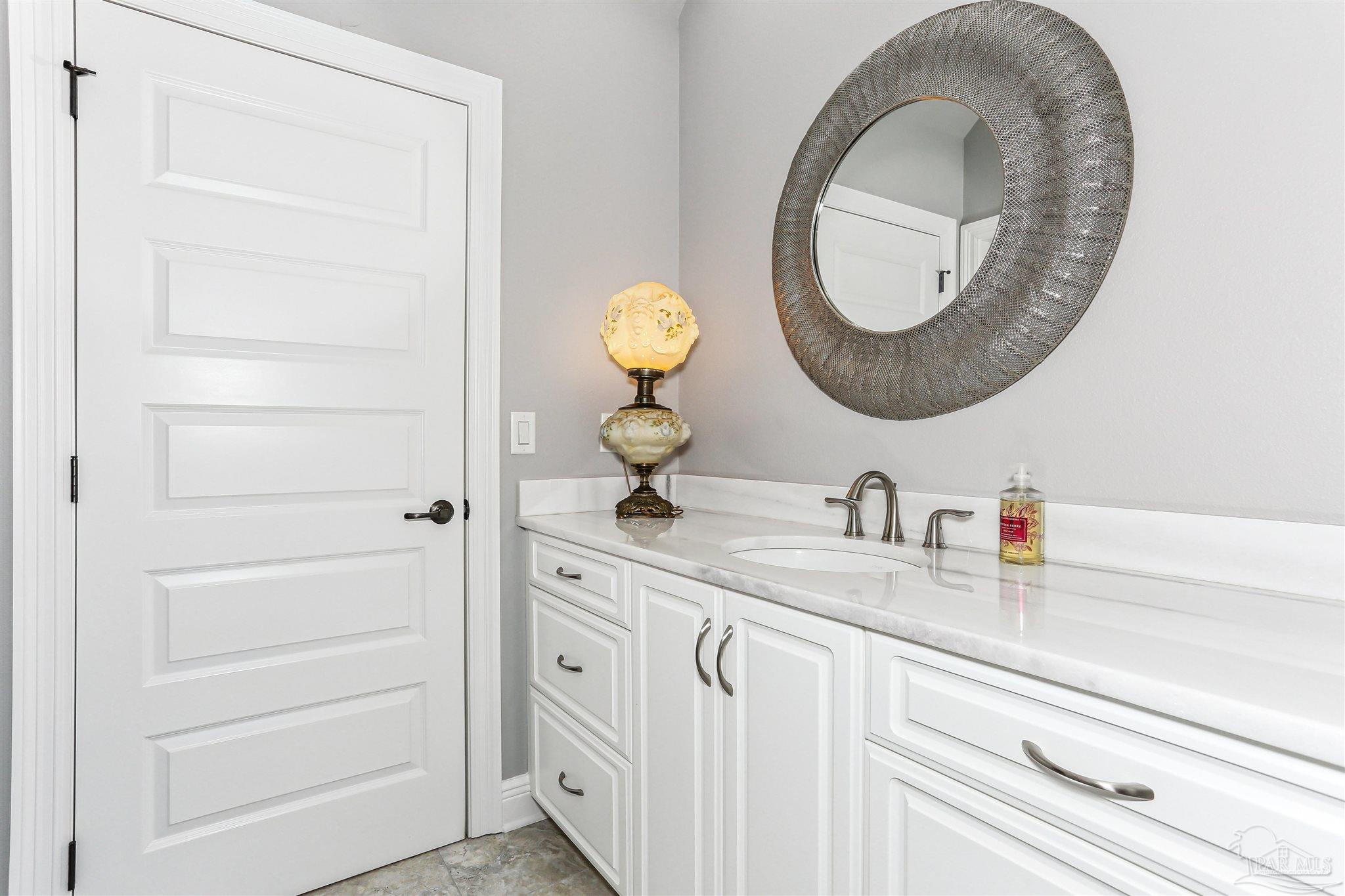 8658 Foxtail Loop
