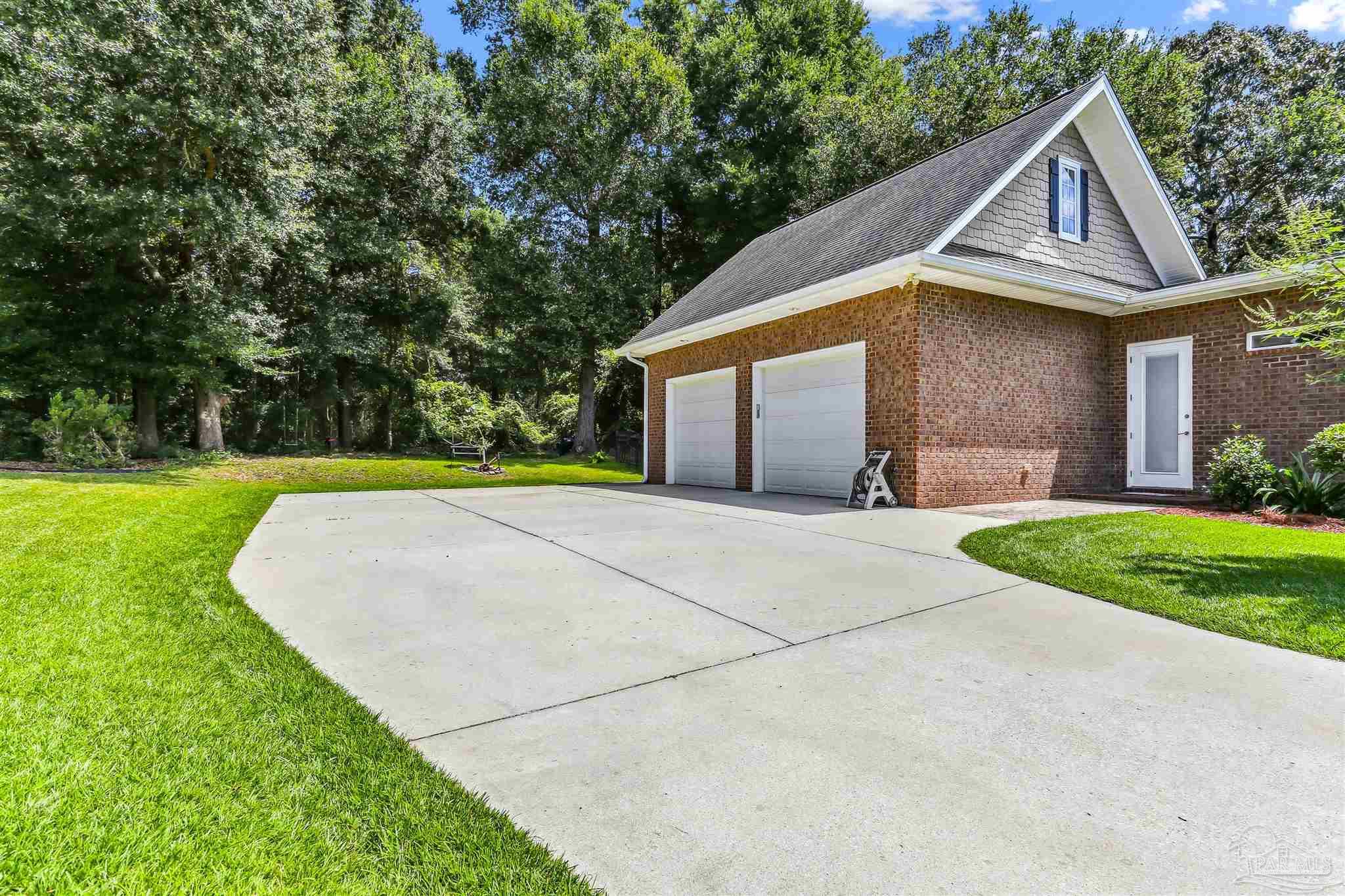8658 Foxtail Loop