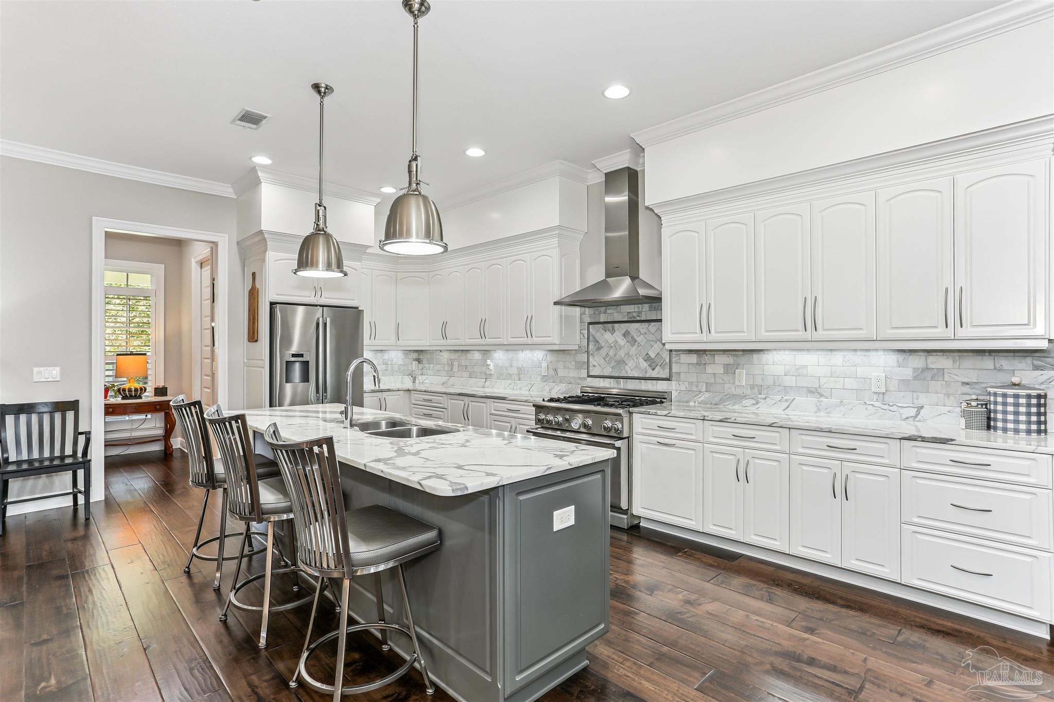 8658 Foxtail Loop