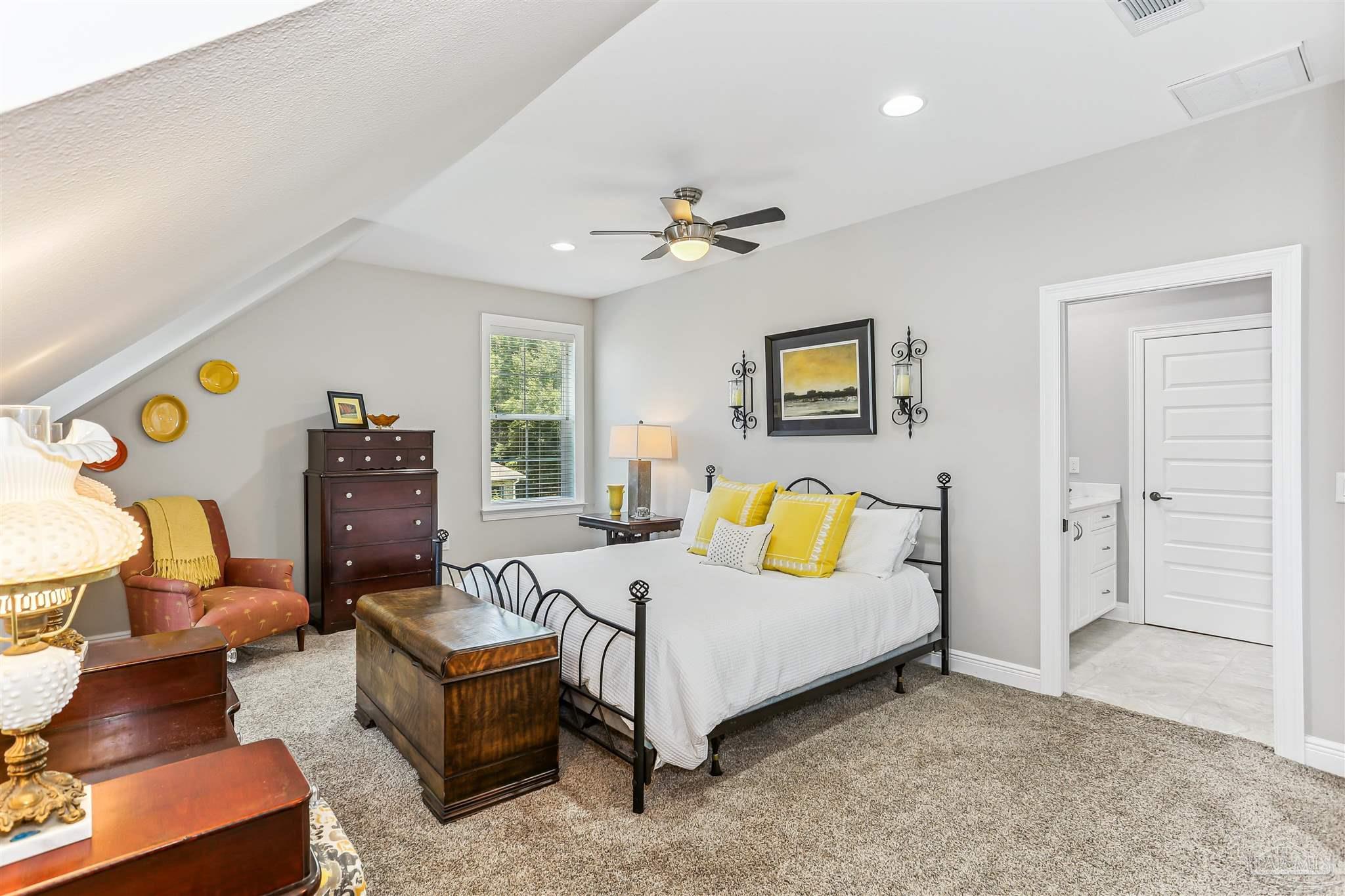 8658 Foxtail Loop