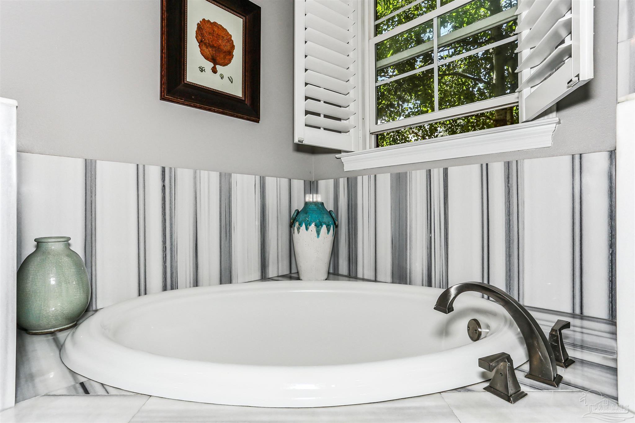 8658 Foxtail Loop