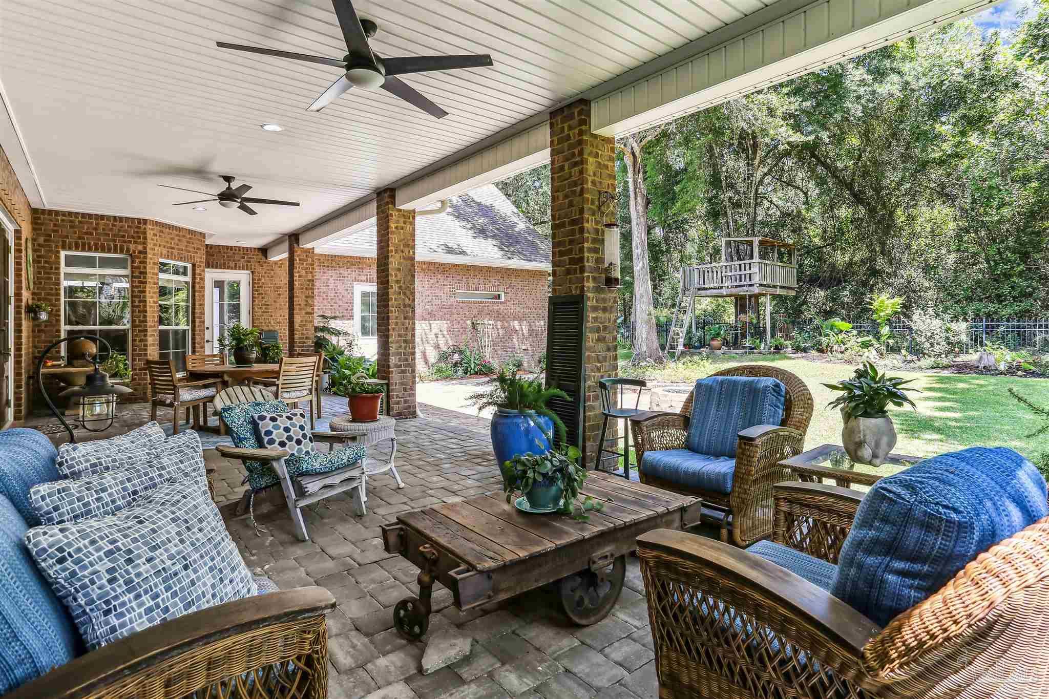 8658 Foxtail Loop