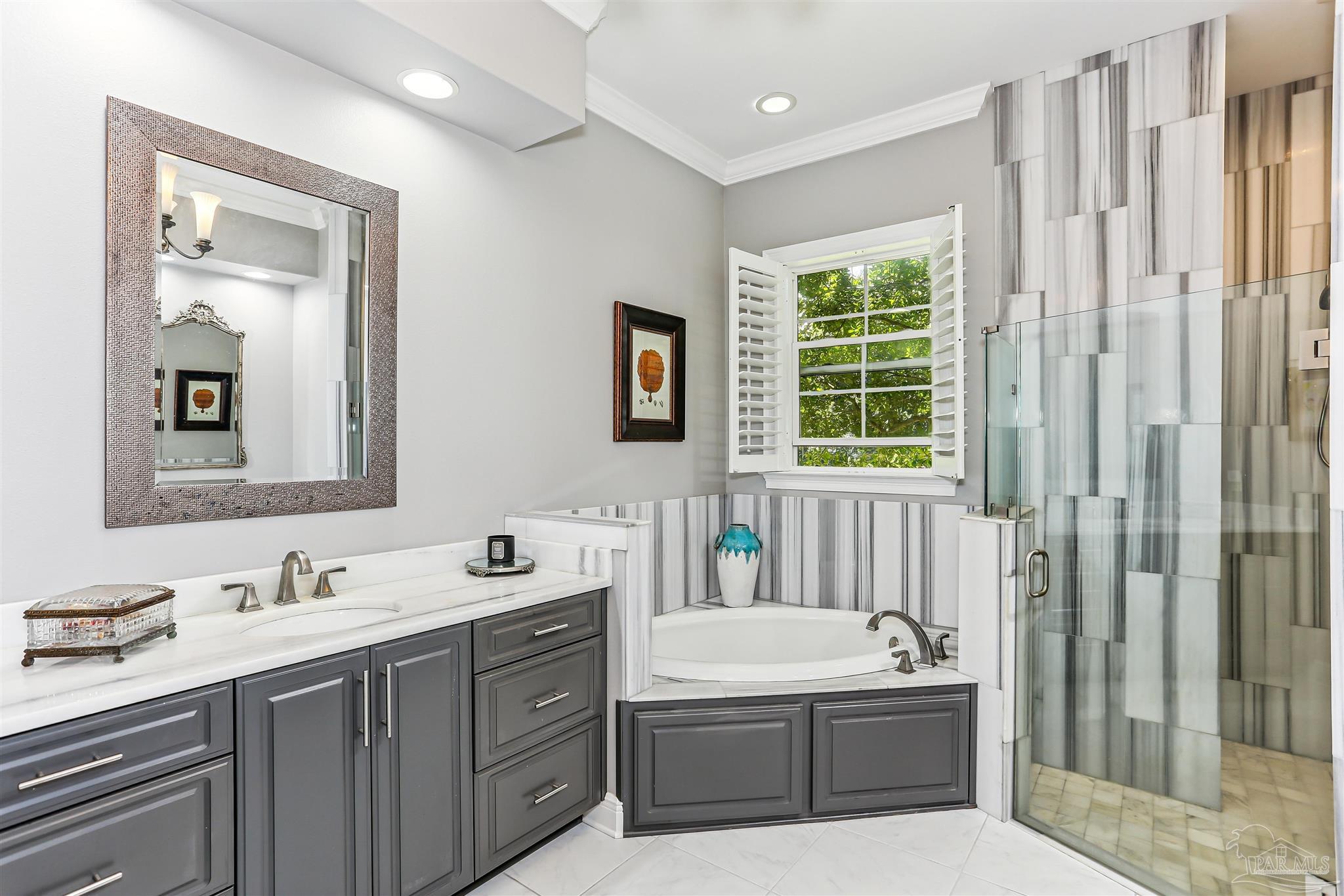 8658 Foxtail Loop