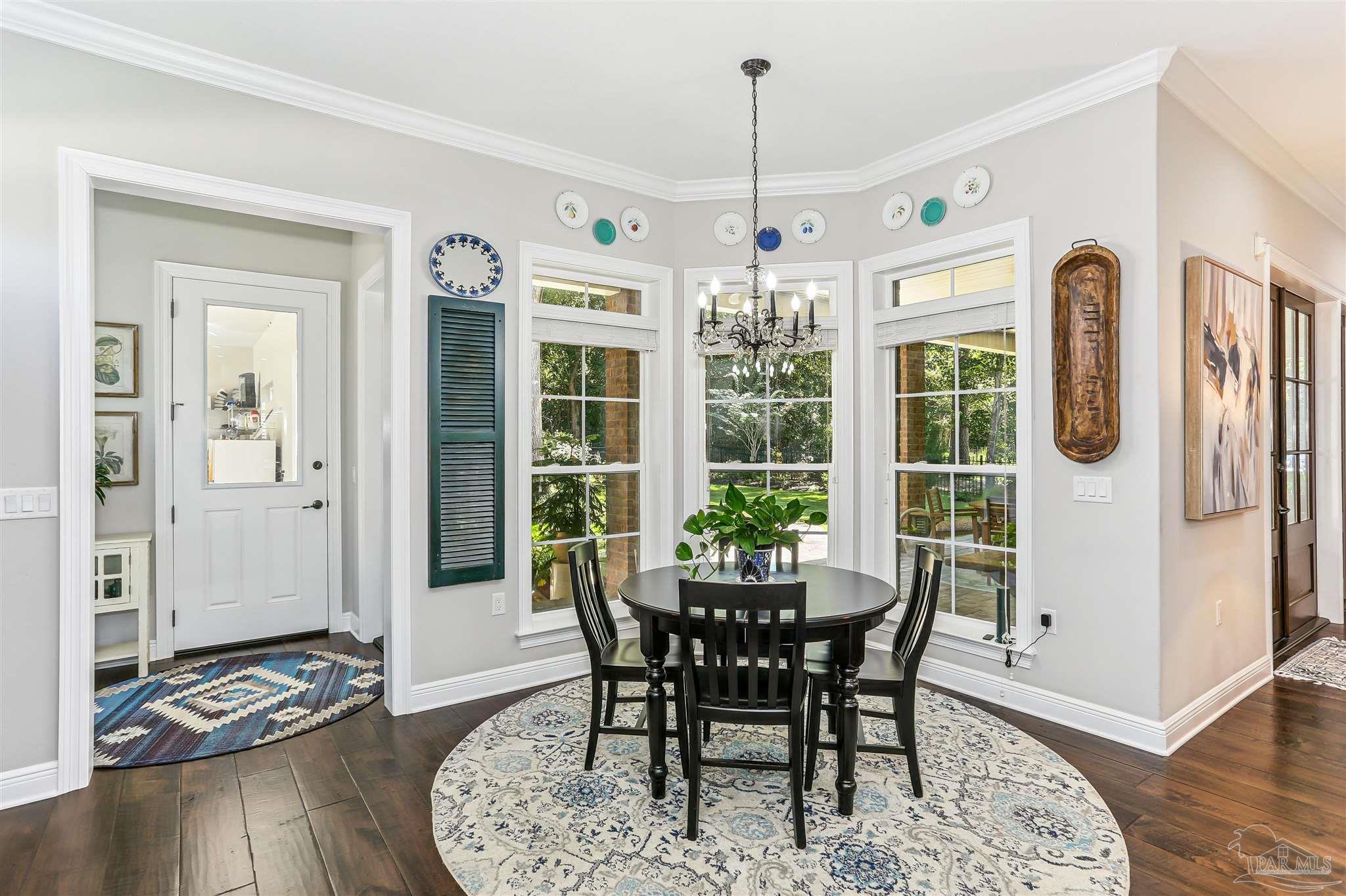 8658 Foxtail Loop