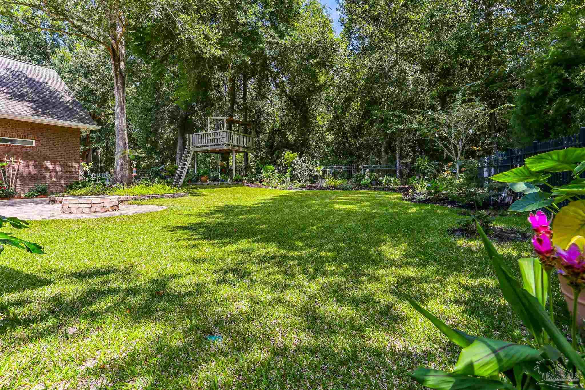 8658 Foxtail Loop