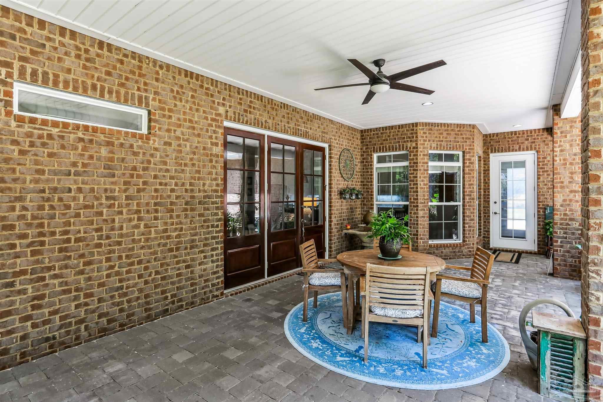 8658 Foxtail Loop