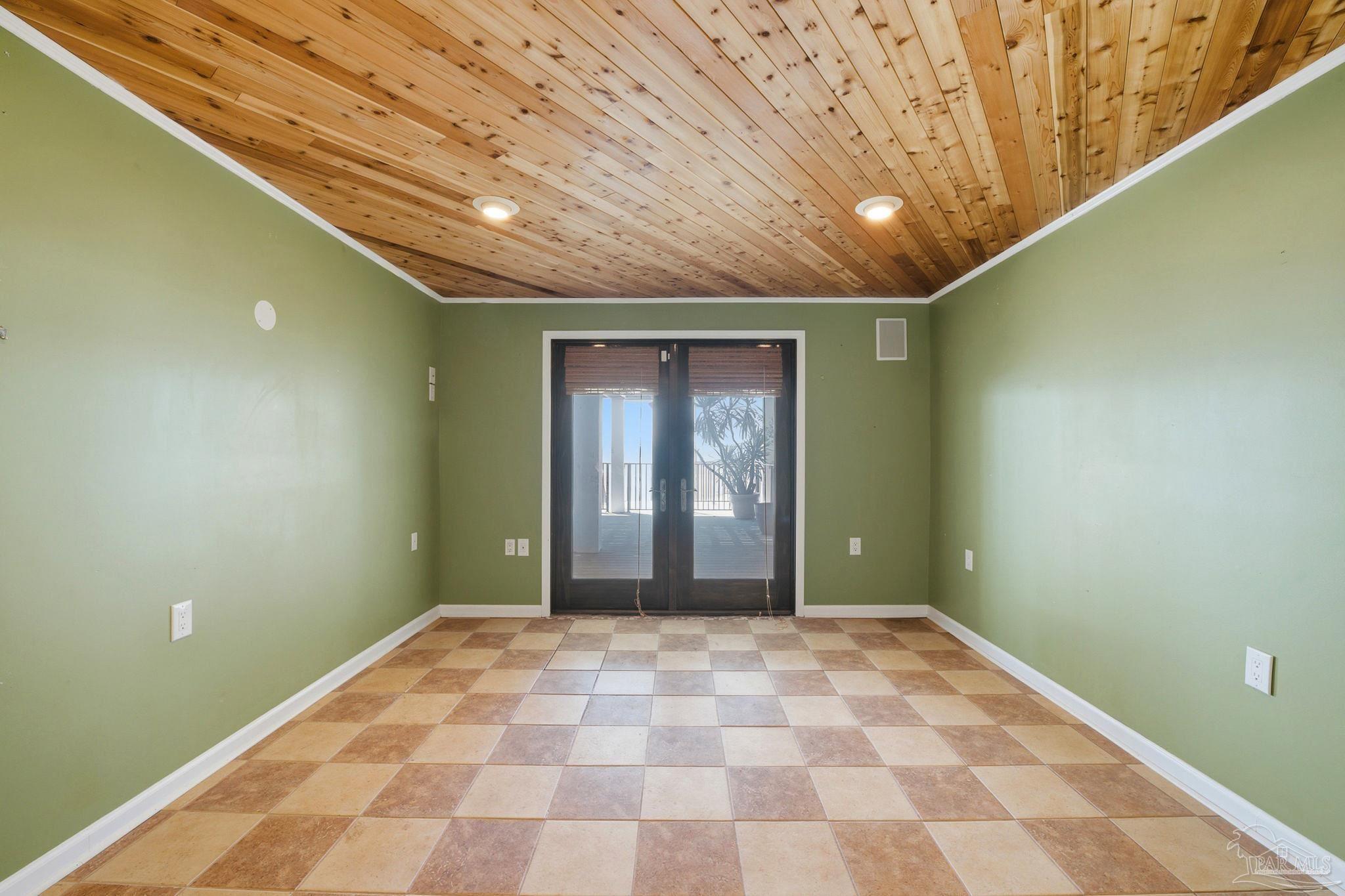 1189 Gulf Breeze Pkwy