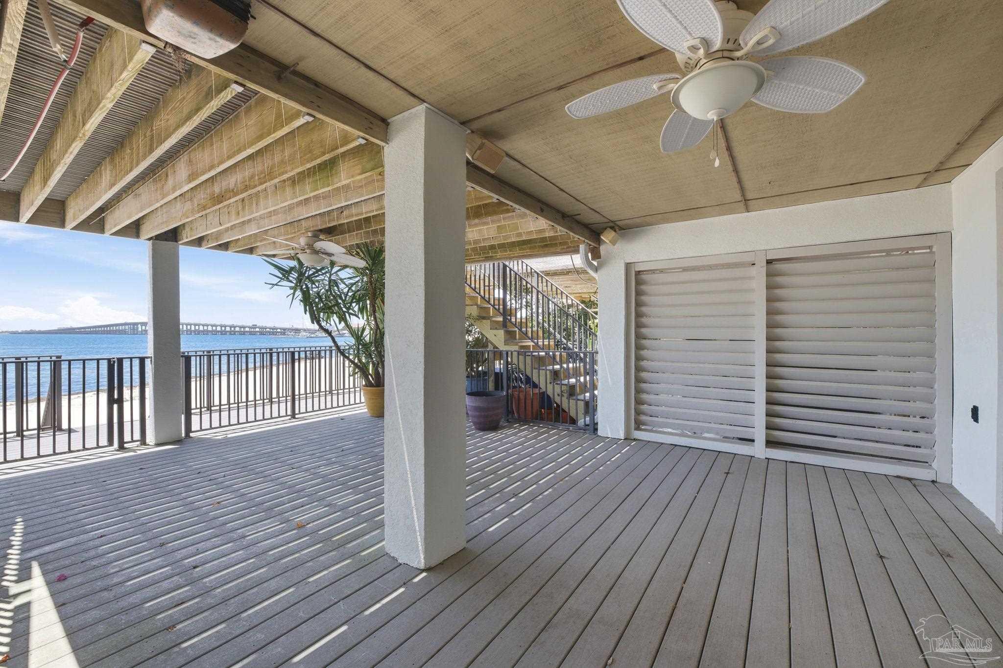 1189 Gulf Breeze Pkwy